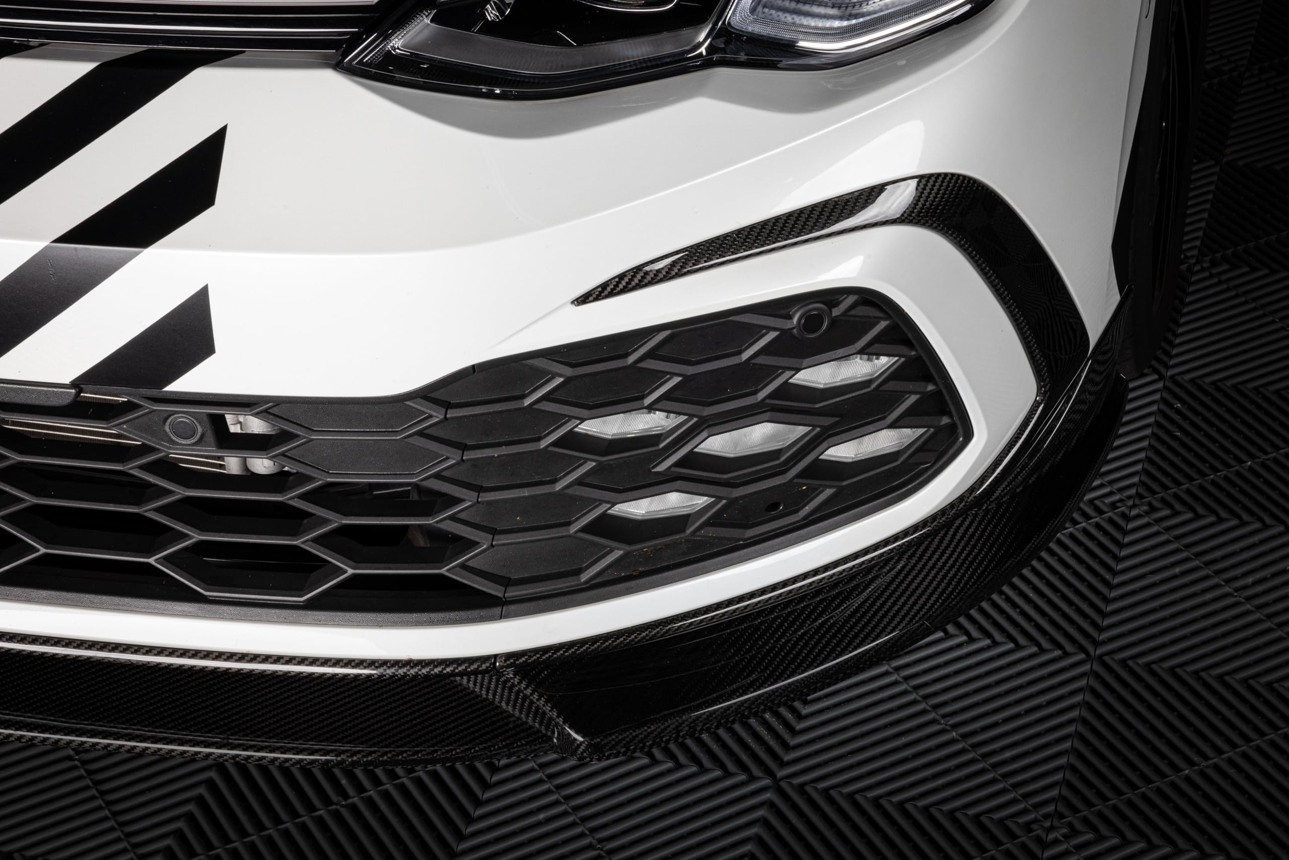 Carbon Fiber APR MS100237 Front Trim - Gloss