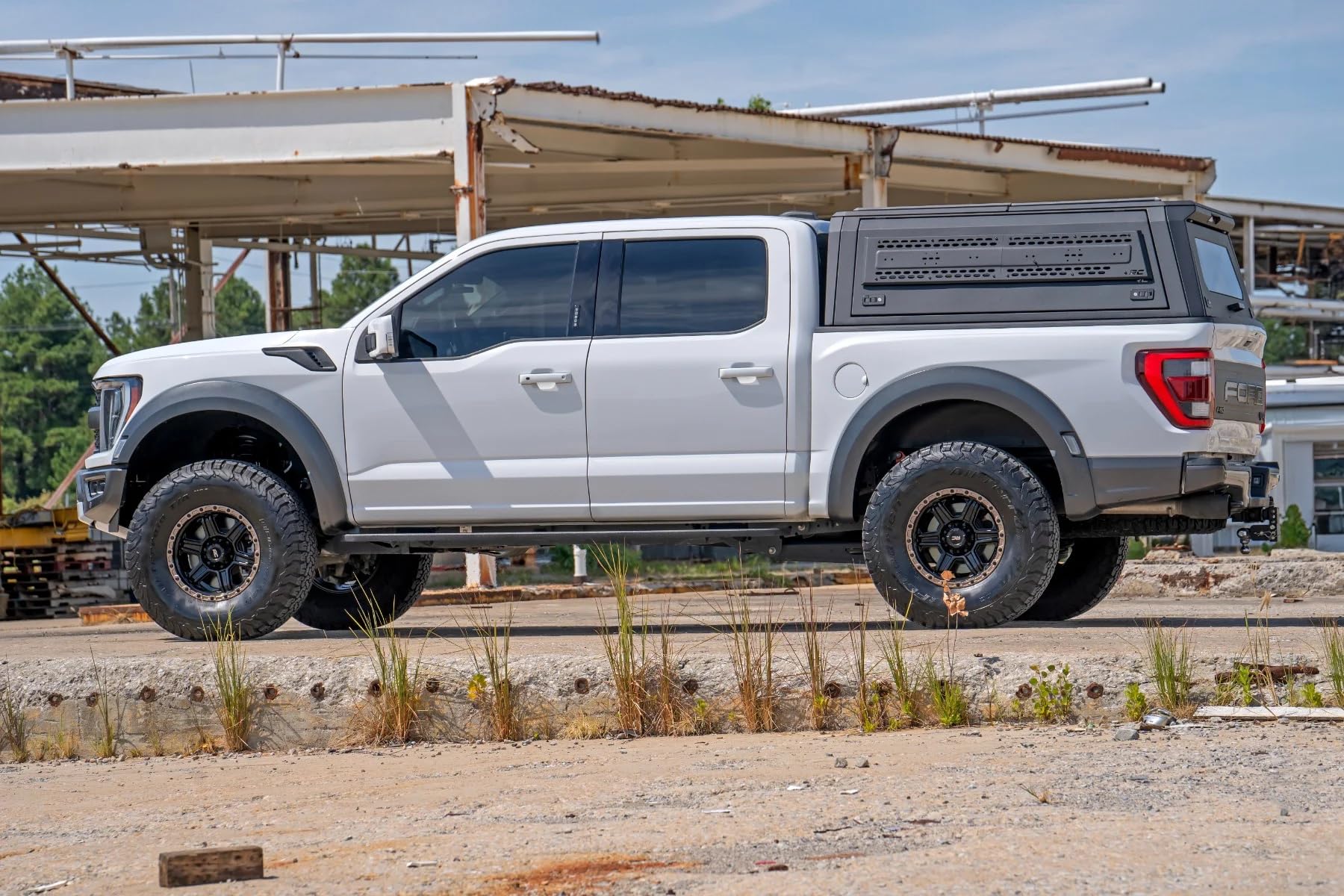 Rear Wheel Well Liners Rough Country for Ford F-150 Raptor 4WD (2021-2025) - Heavy-Duty Rear Fender Liners for Mud & Debris Protection, Made in USA