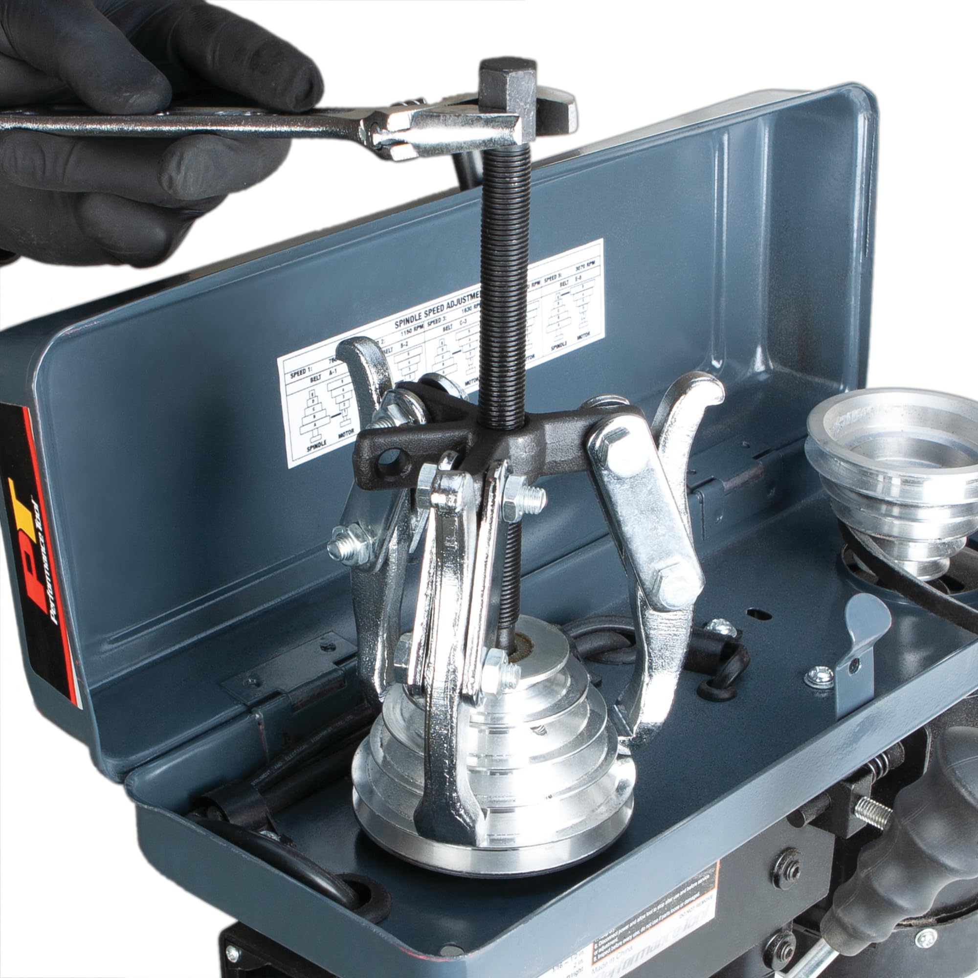 W137P Performance Tool 6-Inch 3-Jaw Gear Puller with Reversible Design for Vehicle Maintenance and Repair, Drop-Forged Steel, Chrome Plating