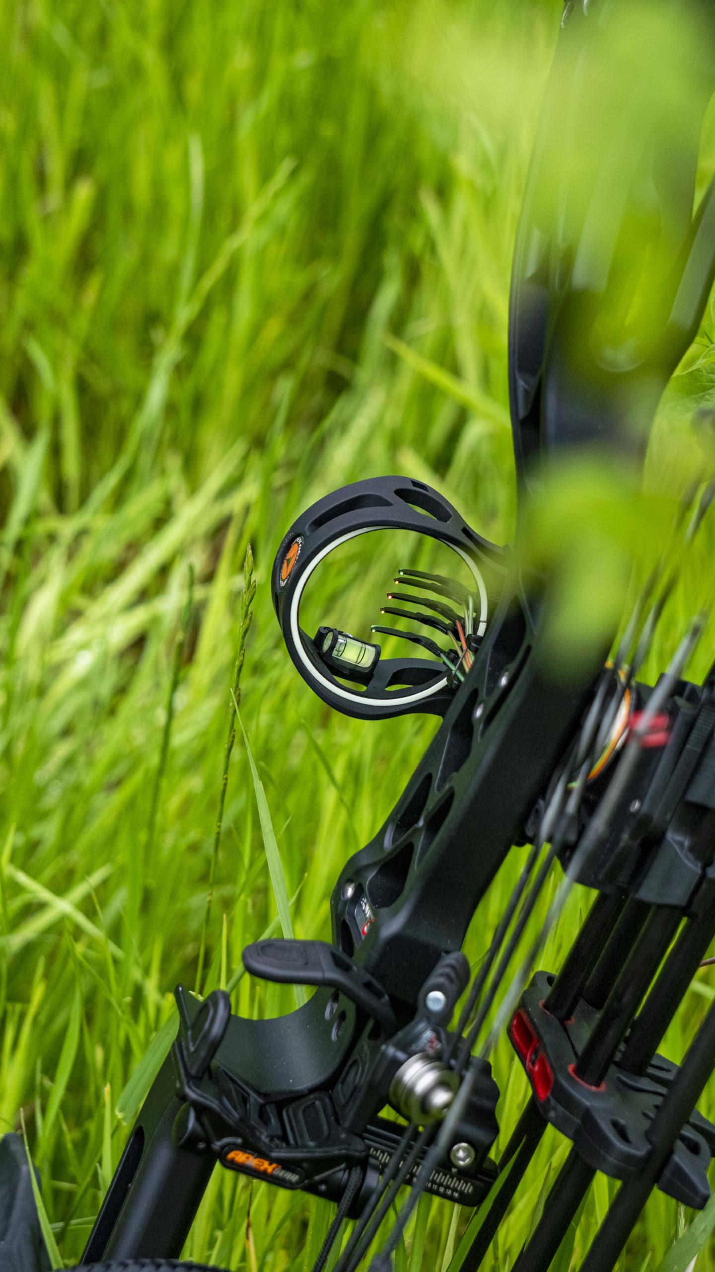 Apex Gear AG1615BK Apex Accu Strike XS .019 5 Pin Archery Sight, Black, Left Hand/Right Hand