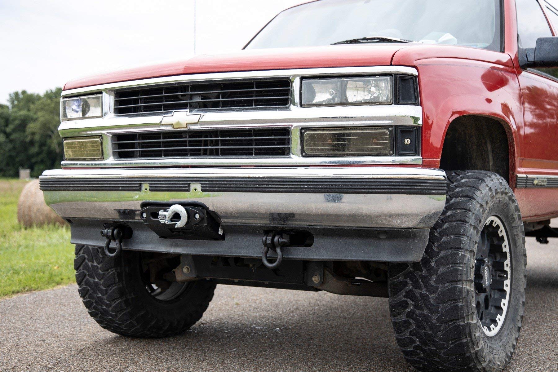 Rough Country Shackle Mount Kit Tow Hook for 88-98 Chevy/GMC C1500/K1500 - RS164