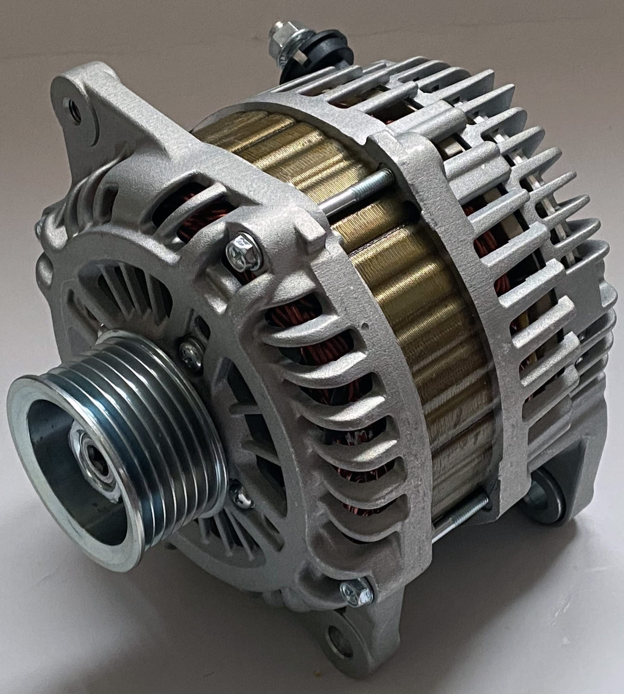 Alternator TYC Compatible with 2013-2016 Nissan Pathfinder