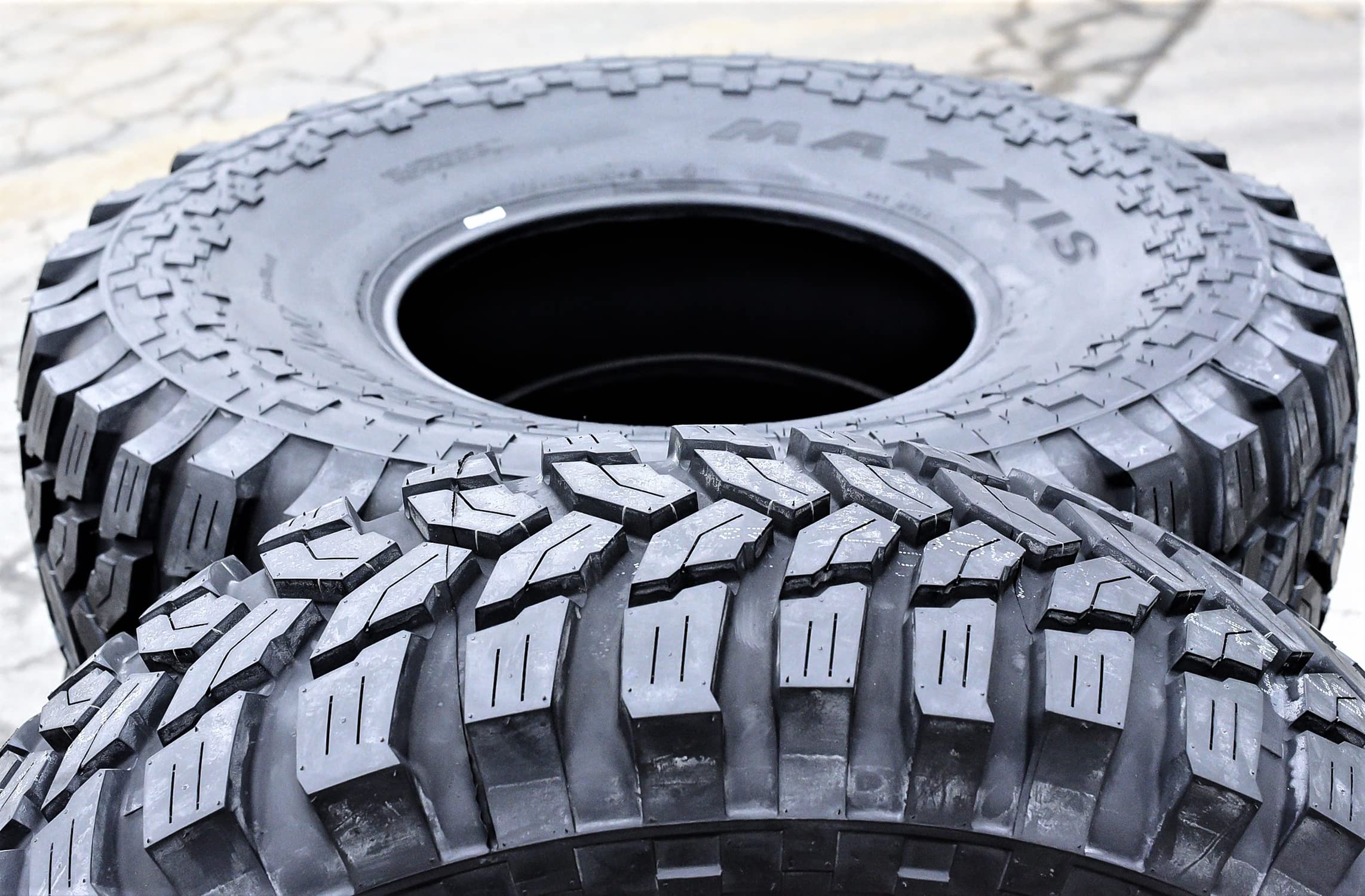 M-8060 35X12.50R17LT 8PR BSW MAXXIS TREPADOR