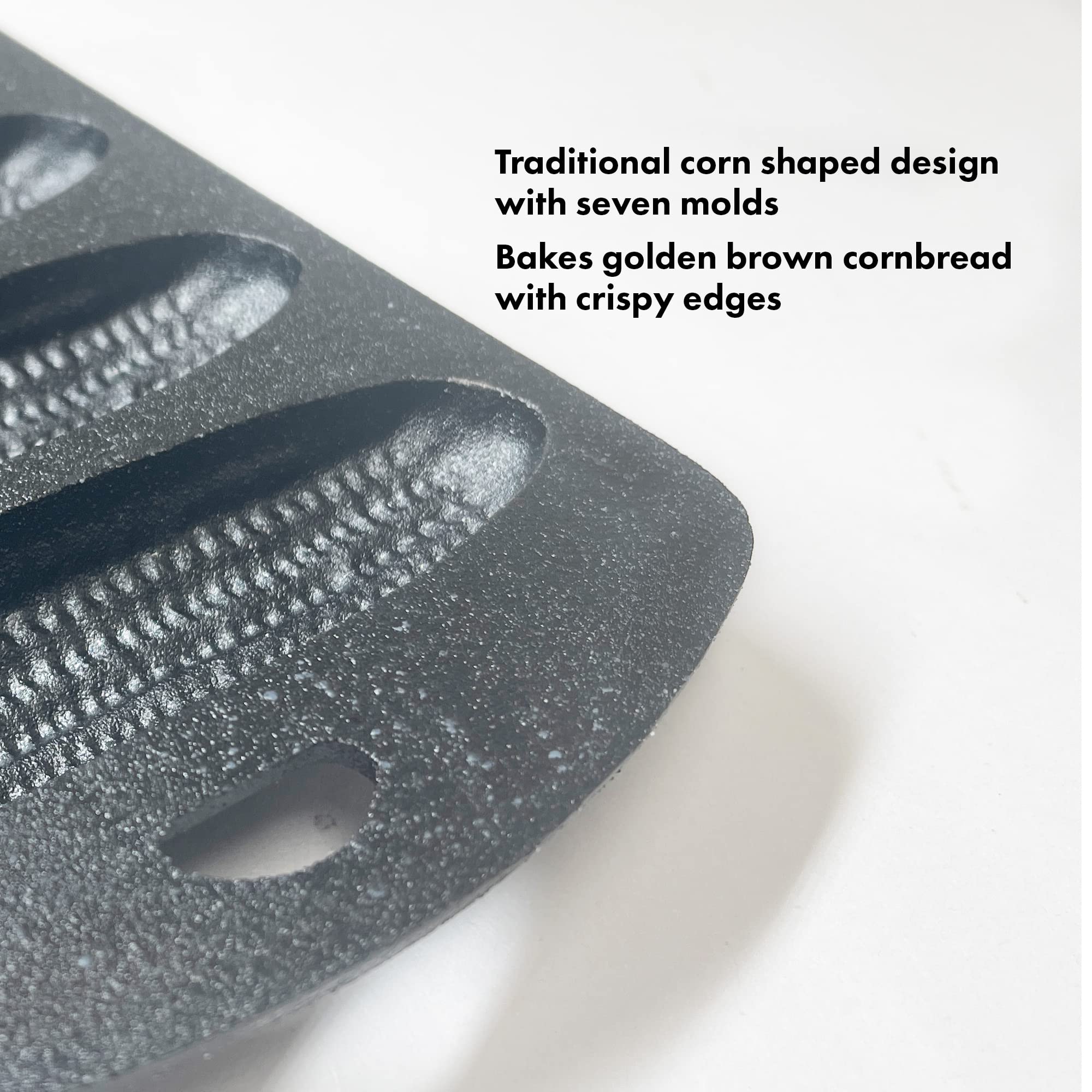 Cornbread Pan Bayou Classic 7490 Cast Iron Perfect For Baking Golden Brown Cornbread w/Crispy Edges
