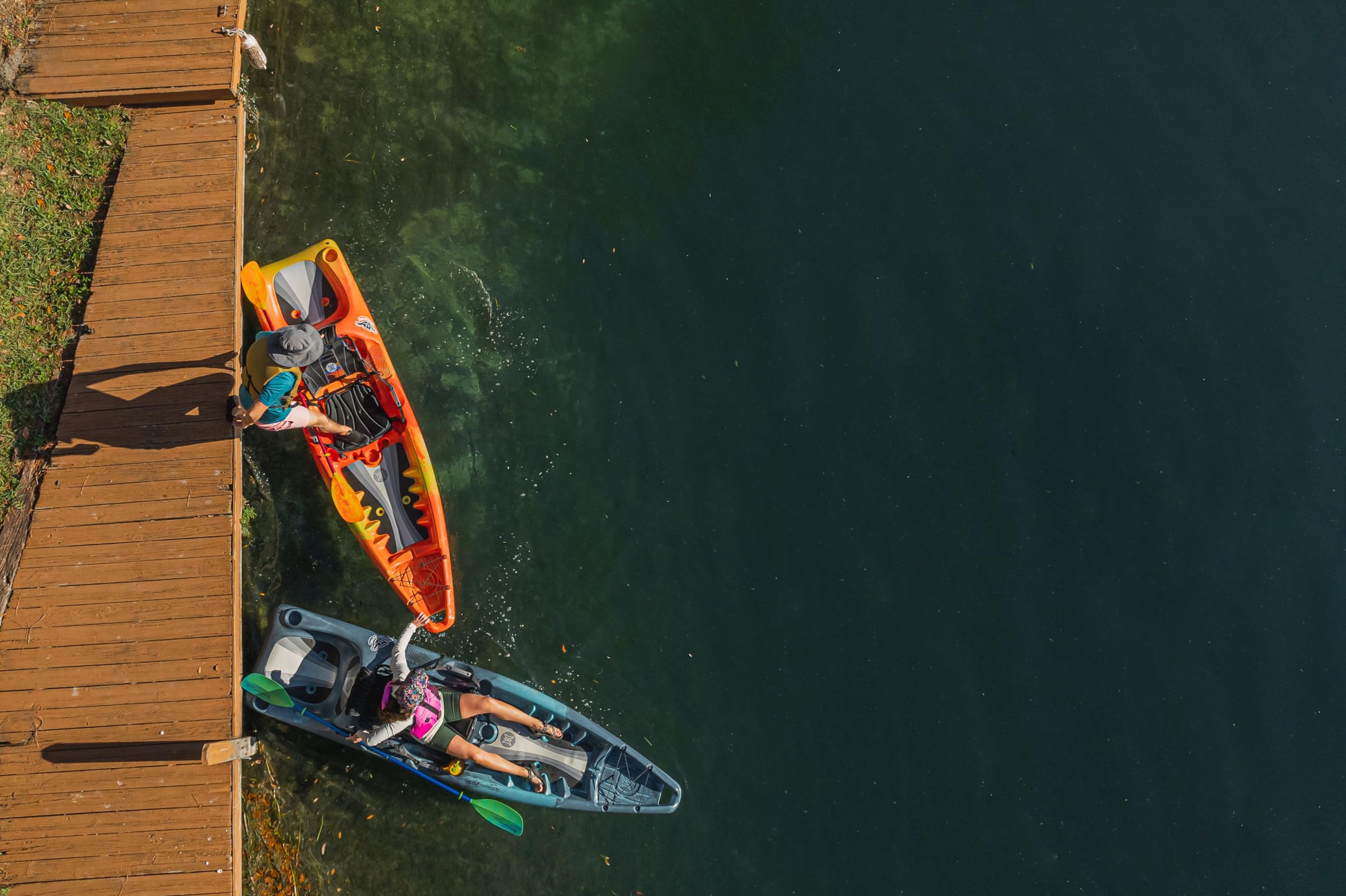 Hangtime 11 Perception Kayak - Recreational Kayak with Reclining Seat - Rear Seat for Lounging - 11 ft - Déjà vu