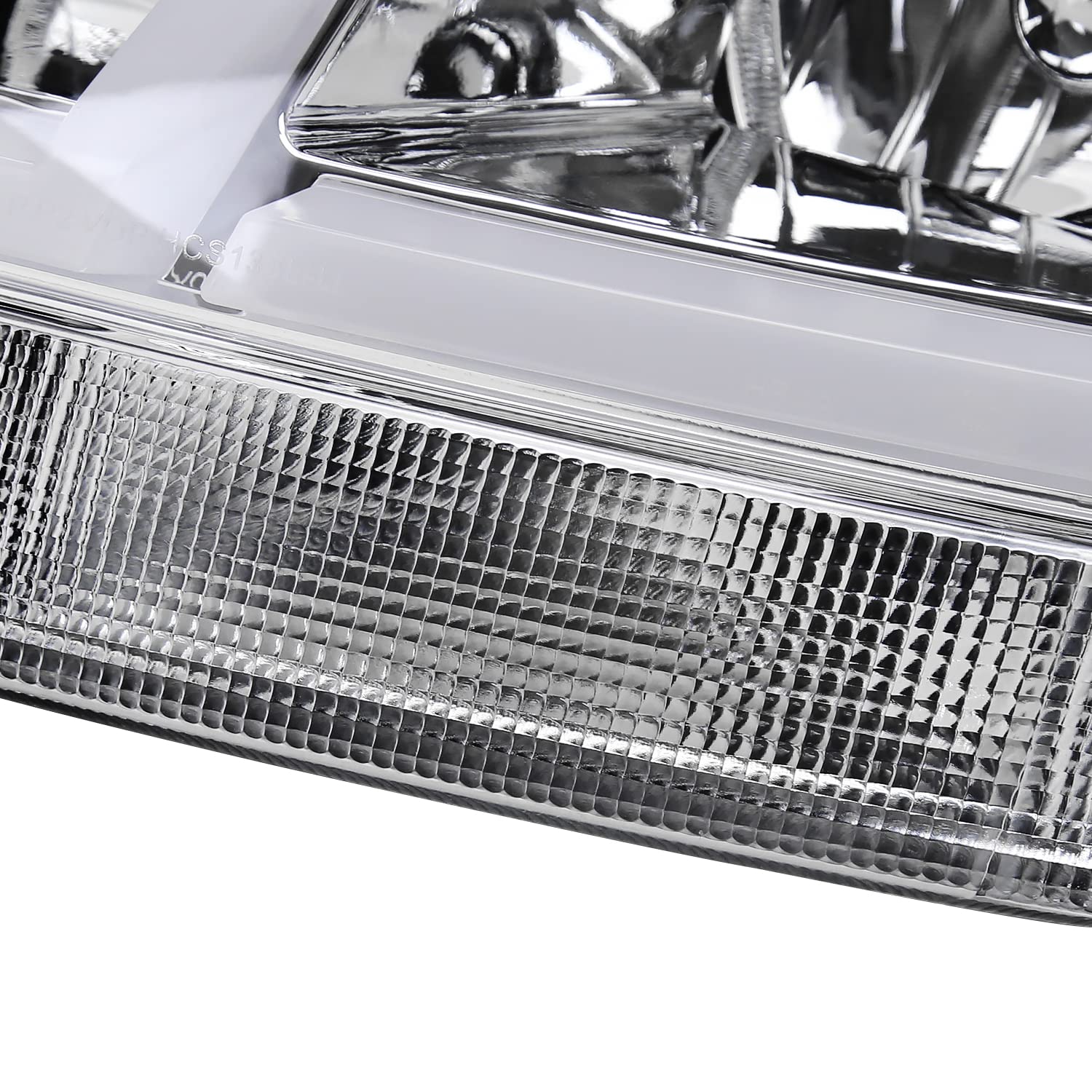 Chrome Headlights SPEC-D TUNING with Fiber Optic LED Strips Compatible with 1999-2004 Jeep Grand Cherokee, Left + Right Pair Headlamp Assembly