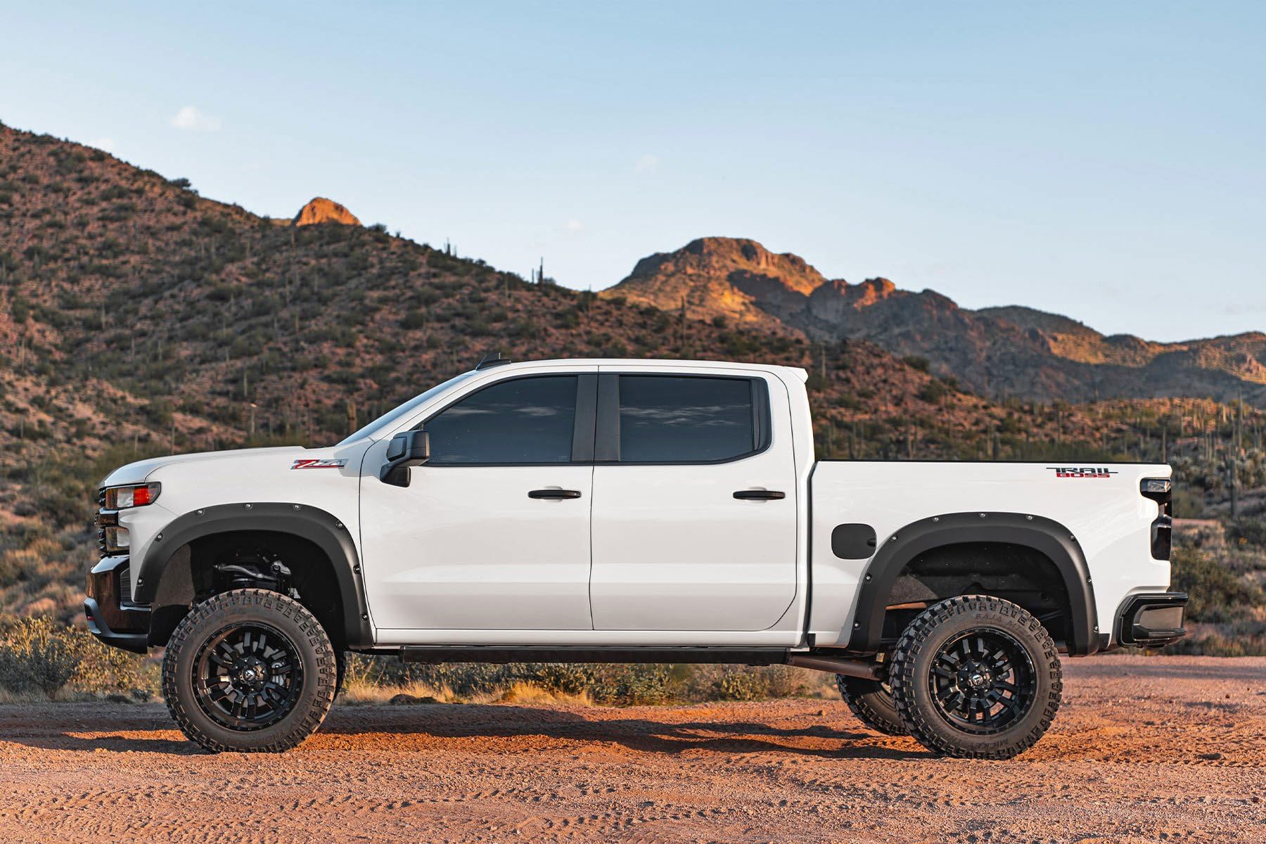 Pocket Fender Flares Rough Country for 22-25 Chevy Silverado 1500 - F-C12211