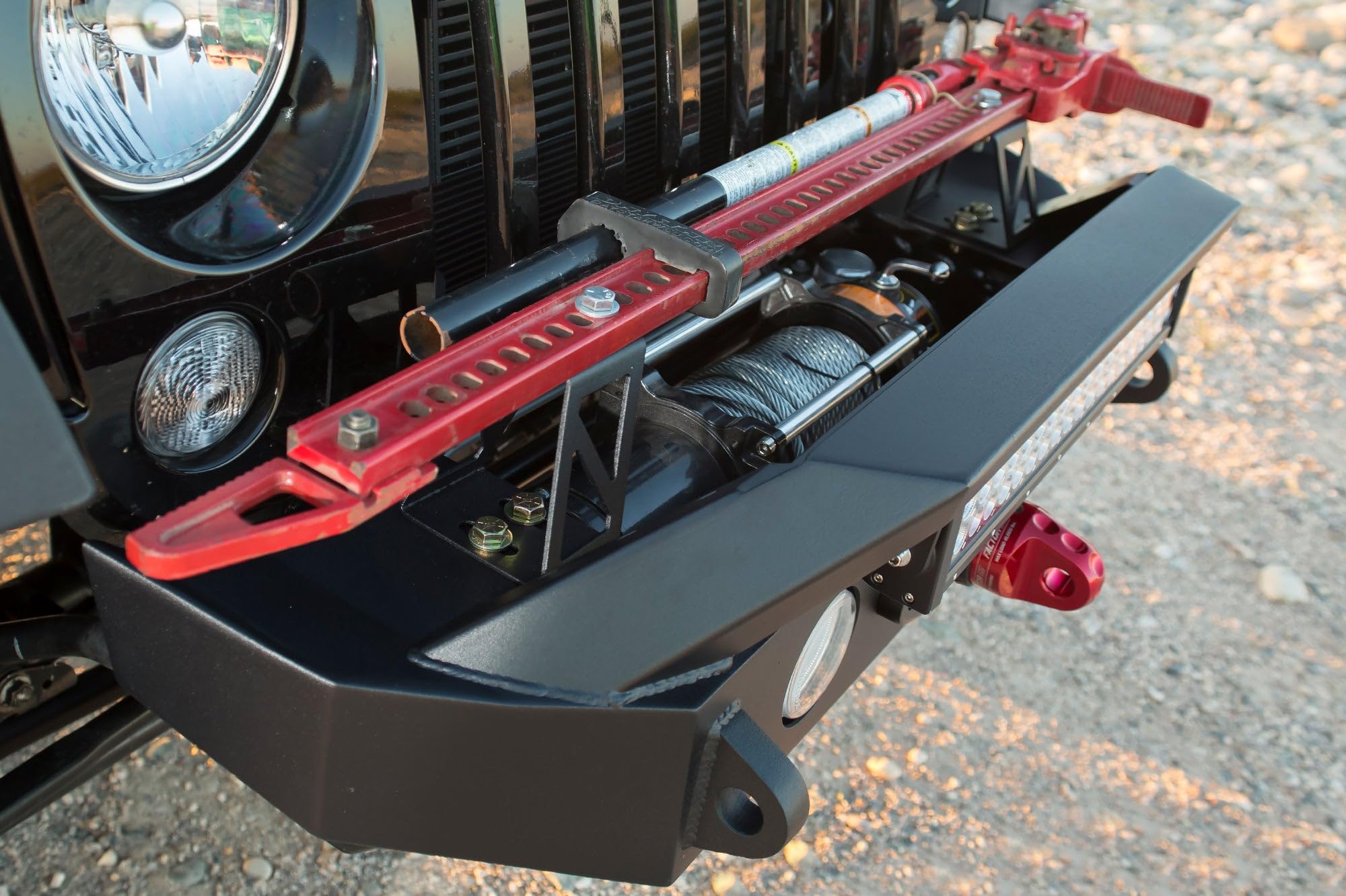 FBM21JPN-RT MAGNUM Bumper for Jeep Wrangler (W/Rt-Series Light Bar Includes Skid Plate & Jack Mounts Reuse Factory Lights Winch)