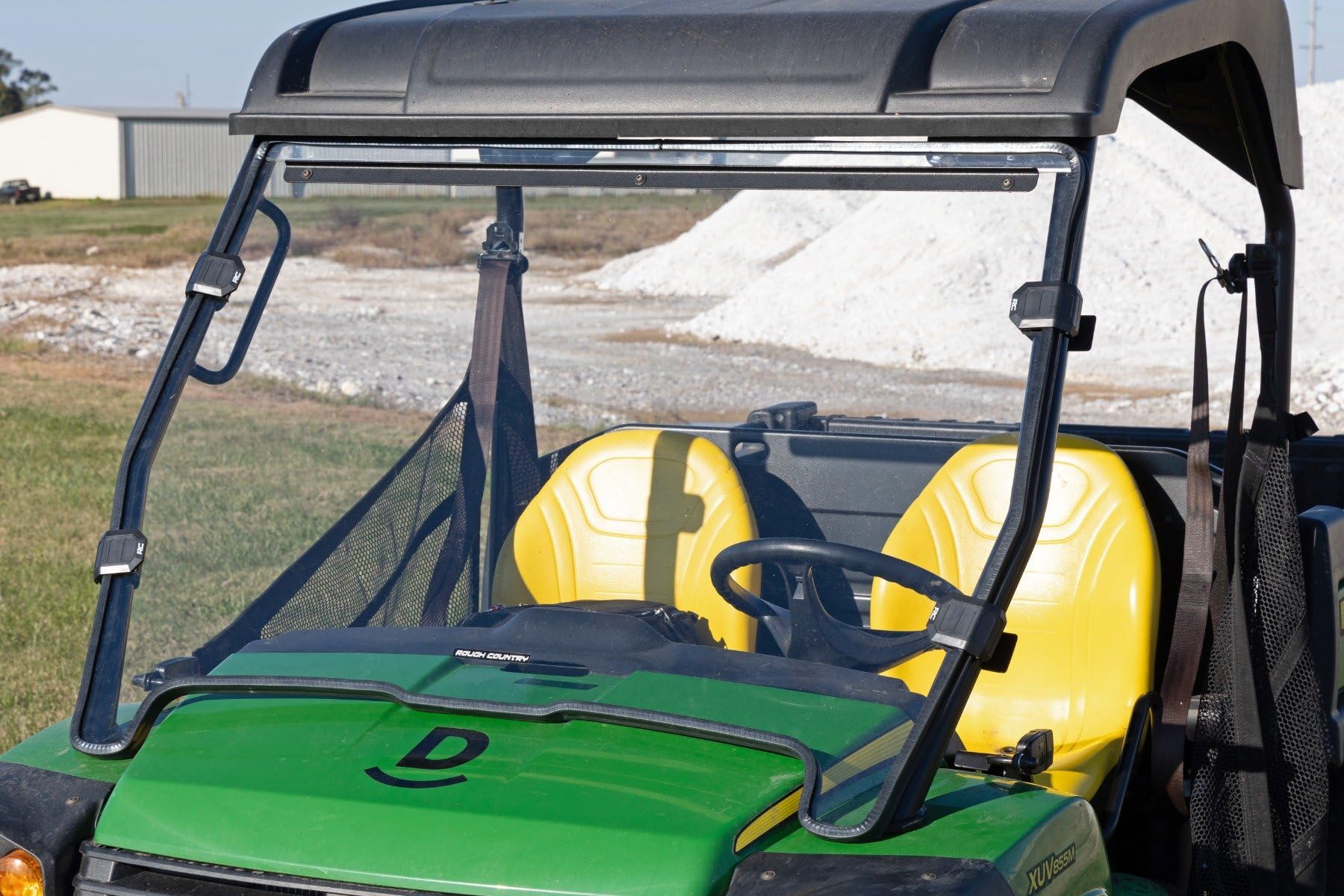 Full Windshield Rough Country for John Deere Gator XUV 825 (2004-2022) - Scratch Resistant, Easy Install