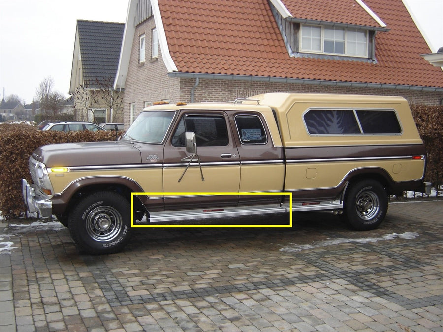 Owens Products ClassicPro Series OC7078EFCX Extruded 2in. Cab Length Running Boards