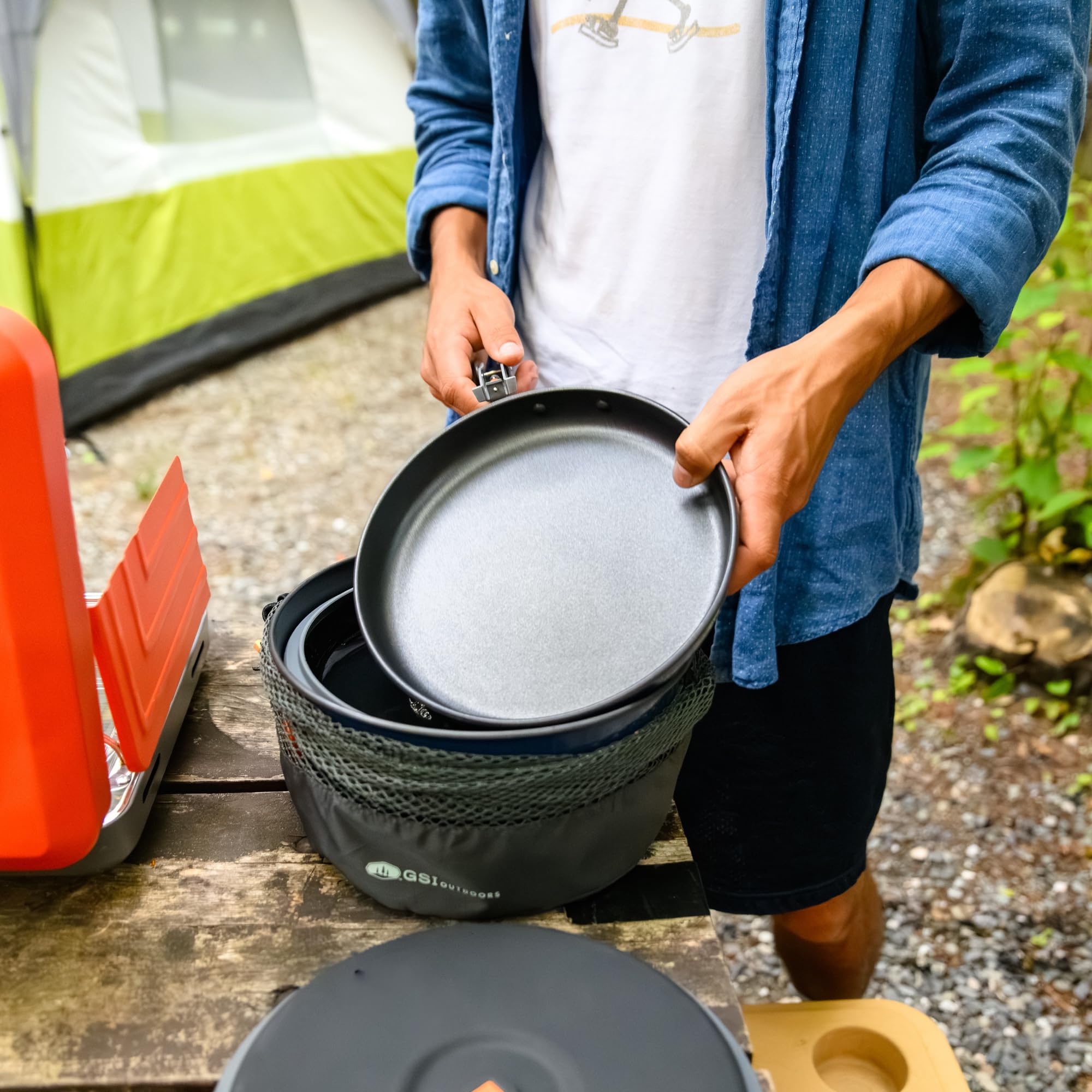 GSI Outdoors Base Camper Bugaboo Large, High-Efficiency Cookset – Ceramic Non-Stick Coated, Includes 5L & 3L Pots, 9" Fry Pan, Accessories