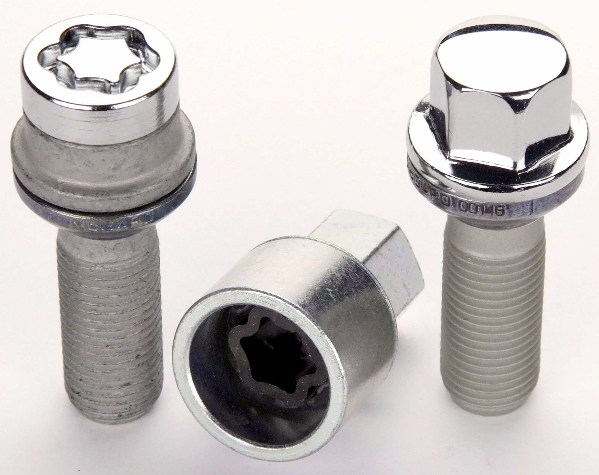McGard Chrome 68174 M14 x 1.5 Thread Size Radius Seat Lug Bolt Wheel Installation Kit for 5 Lug Vehicles