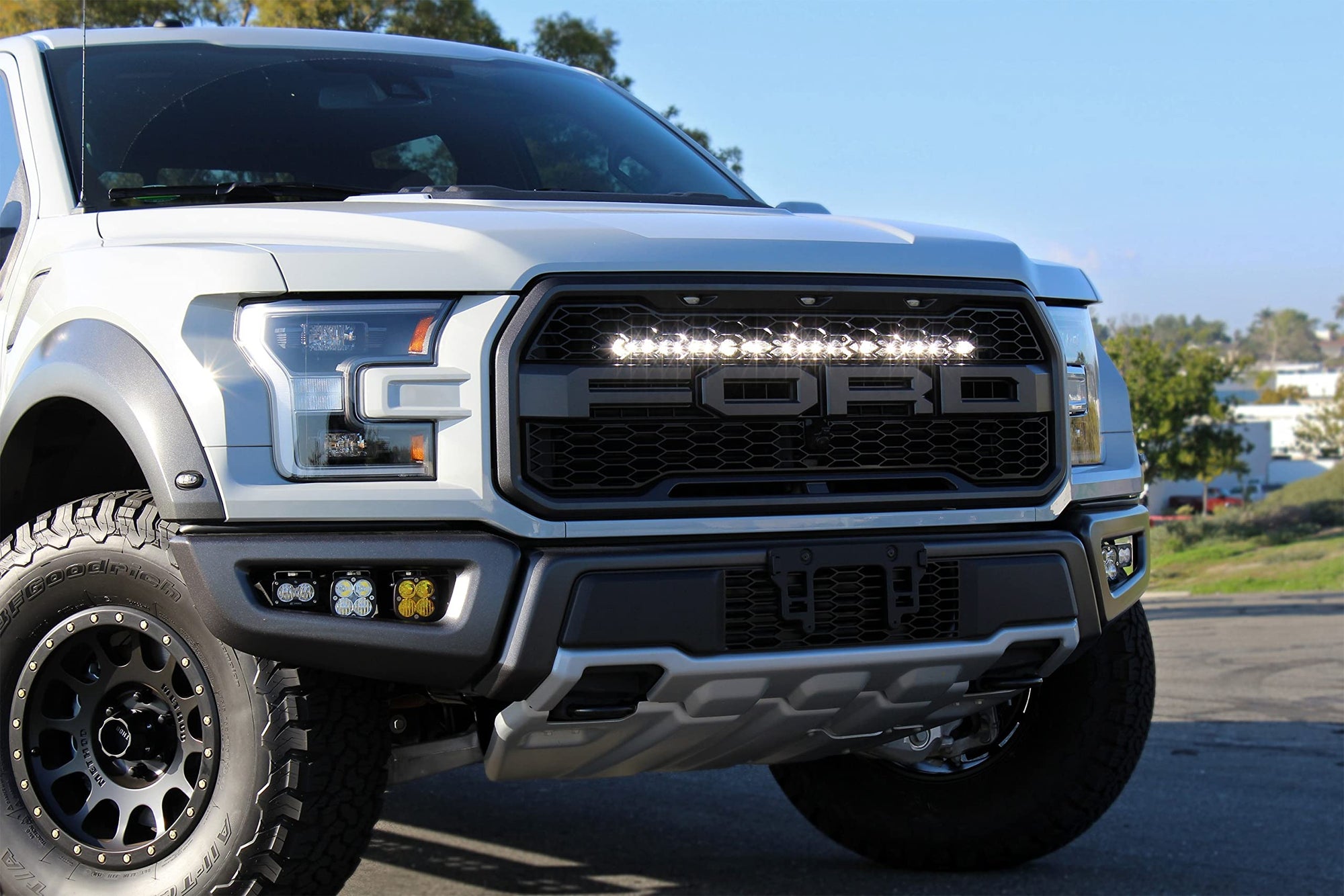S8 Series 40 Inch Led Light Bar Wide Driving Pattern Baja Designs
