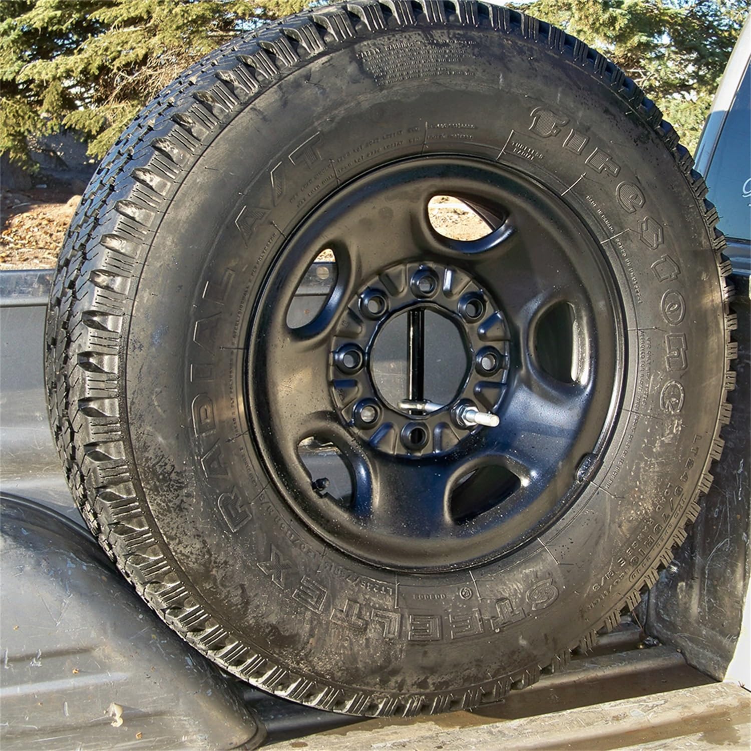Tire Mount Titan Fuel Tanks 9901330000
