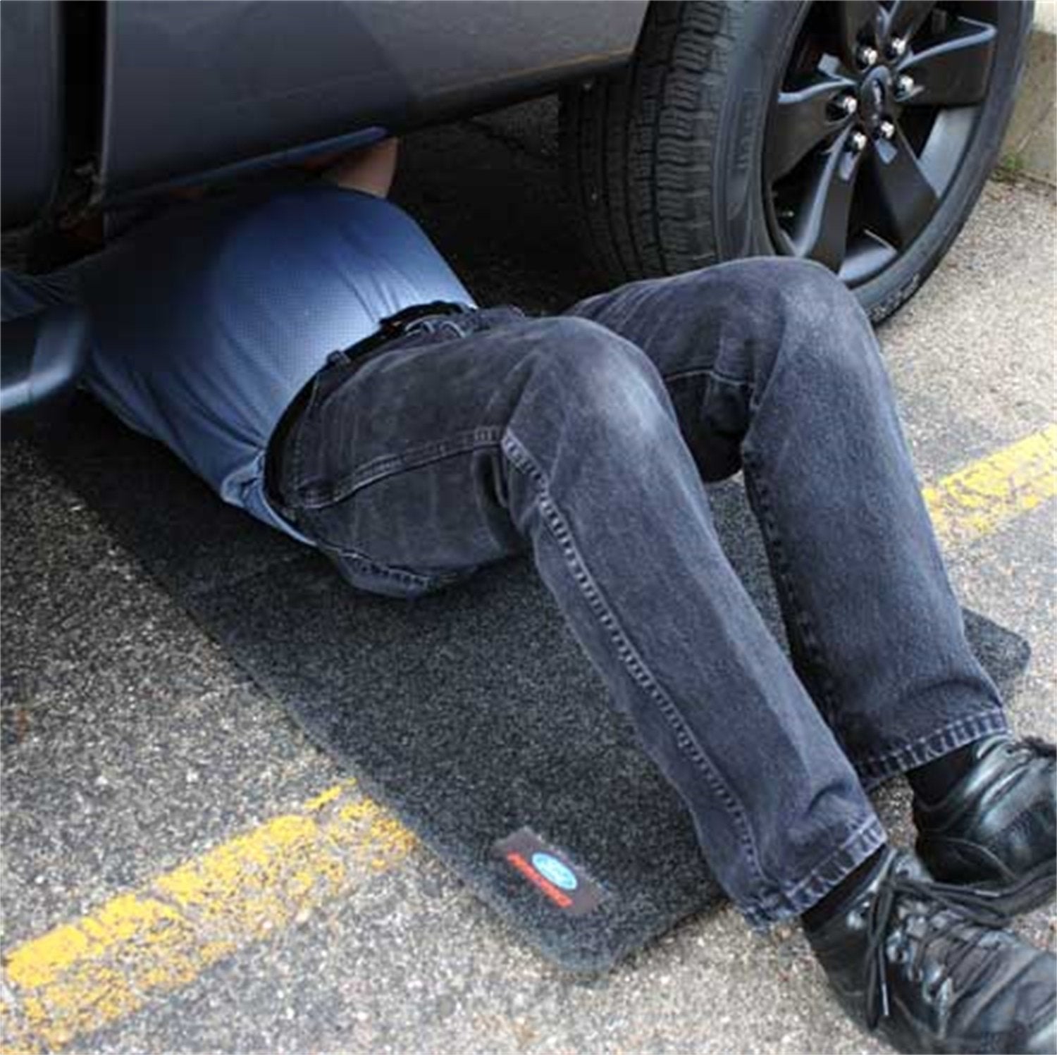Track Mat Ford Racing