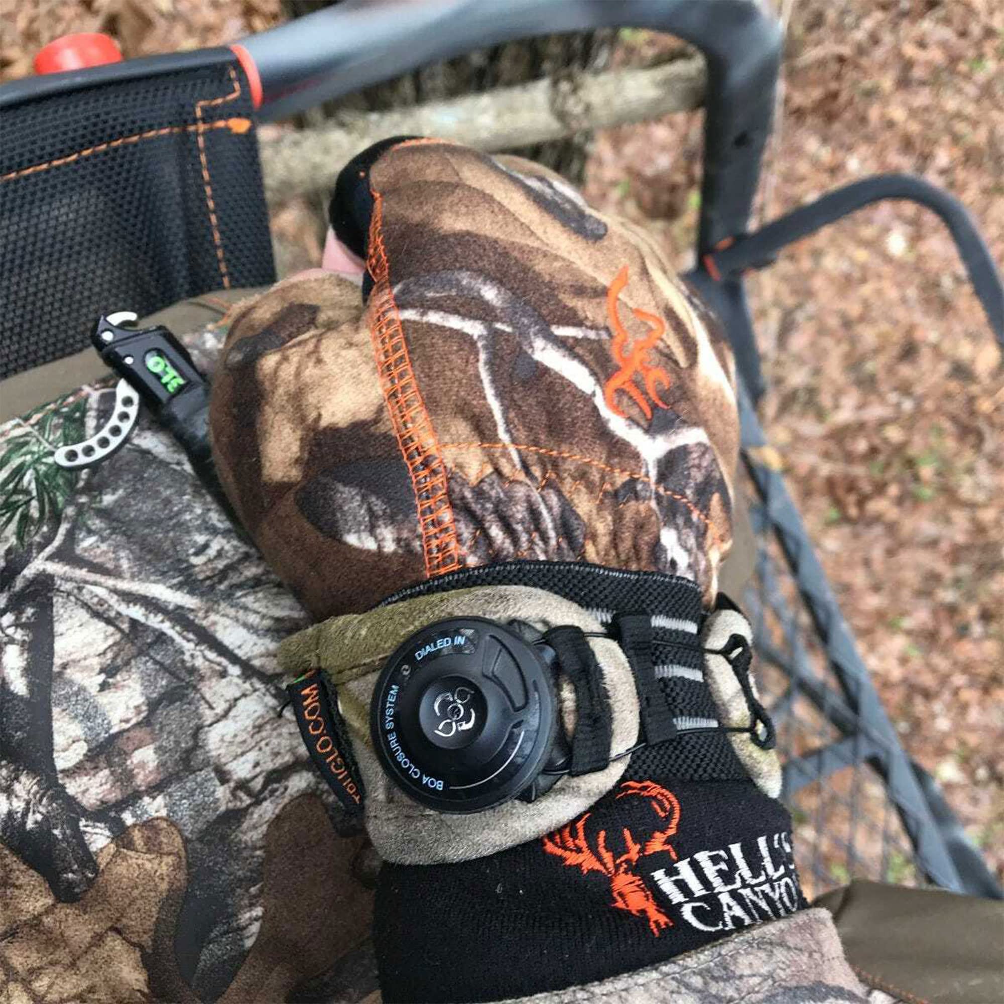 Ultra-Smooth TRUGLO DETONATOR Single Jaw Archery Release, Realtree APG Camo BOA Strap, Side-Lock Connection