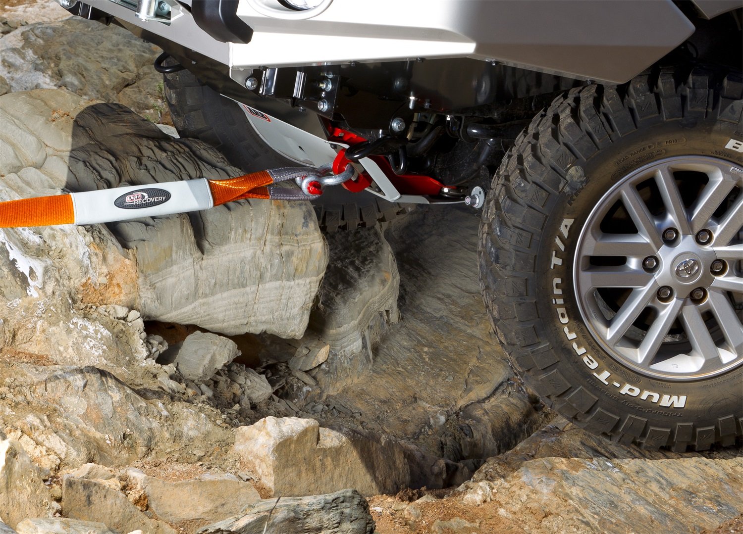 Hilux 4X4 ARB Recovery Point 8T Rated 05On (2814010)