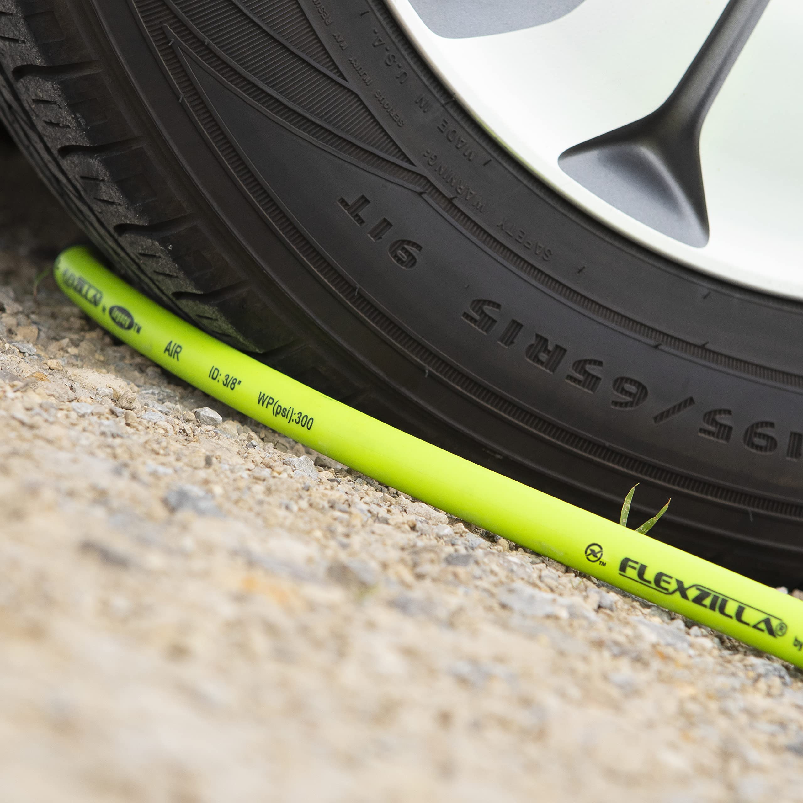 Bulk Plastic Spool Flexzilla Pro Air Hose, 1/2 in. x 250 ft, Heavy Duty, Lightweight, Hybrid, ZillaGreen - HFZ12250YW