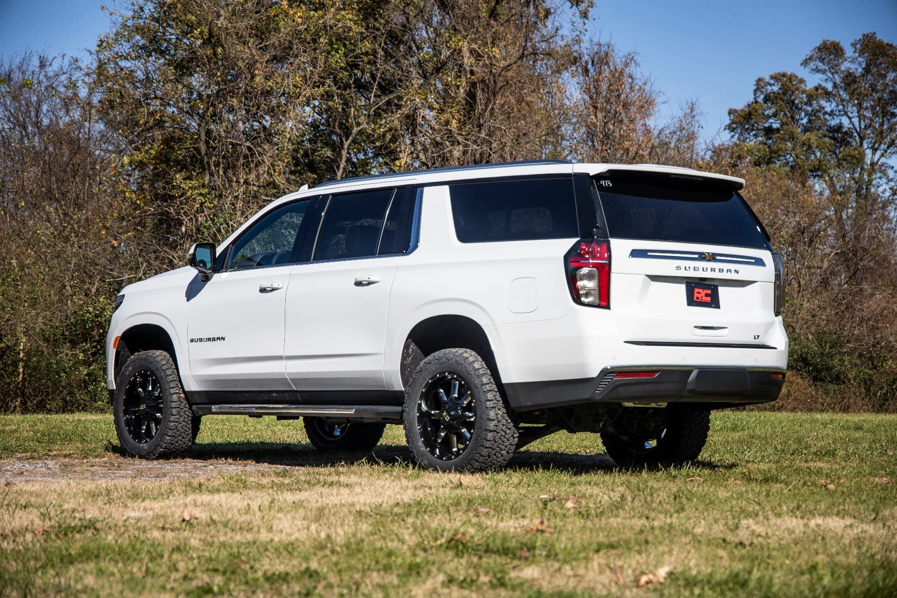 3.5" Rough Country Suspension Lift Kit for 21-24 Chevy/GMC Tahoe/Yukon - 11400