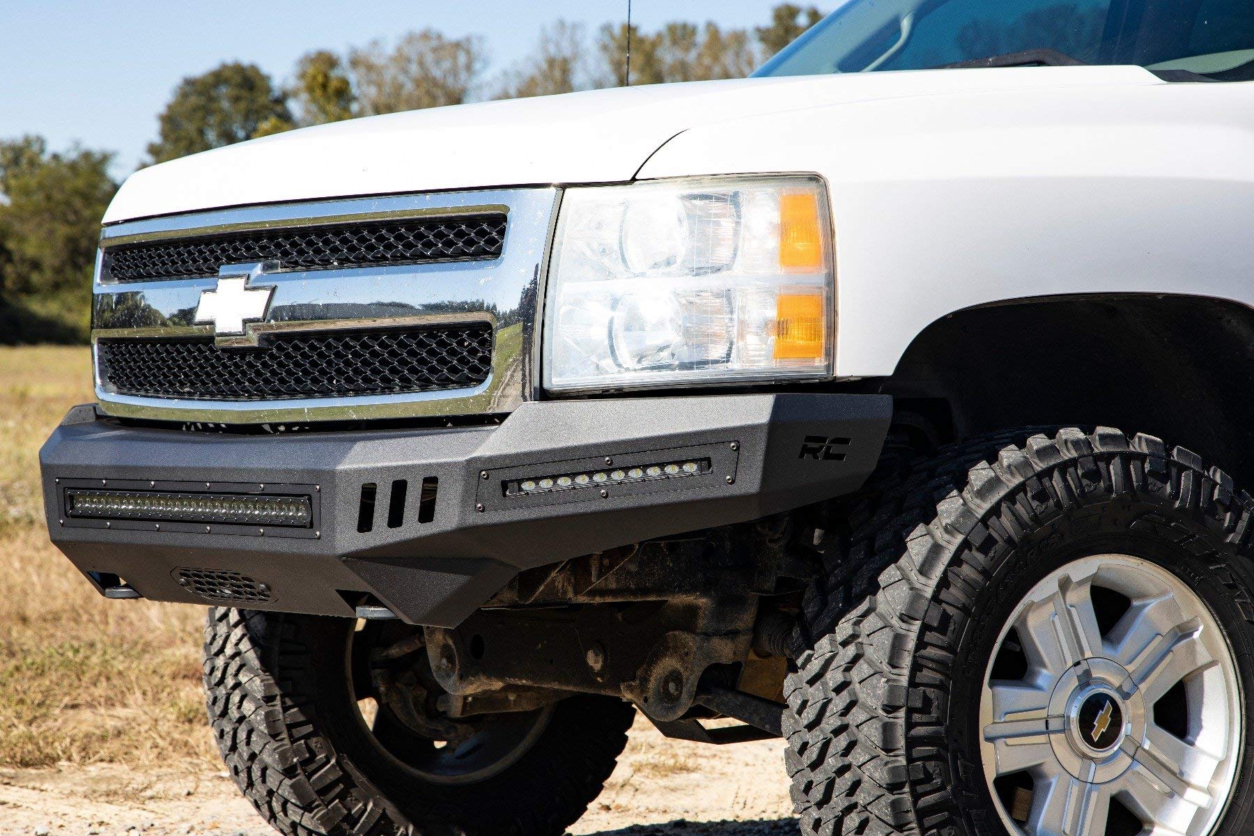 High Clearance Rough Country Front Bumper w/LEDS for 07-13 Chevy 1500-10911