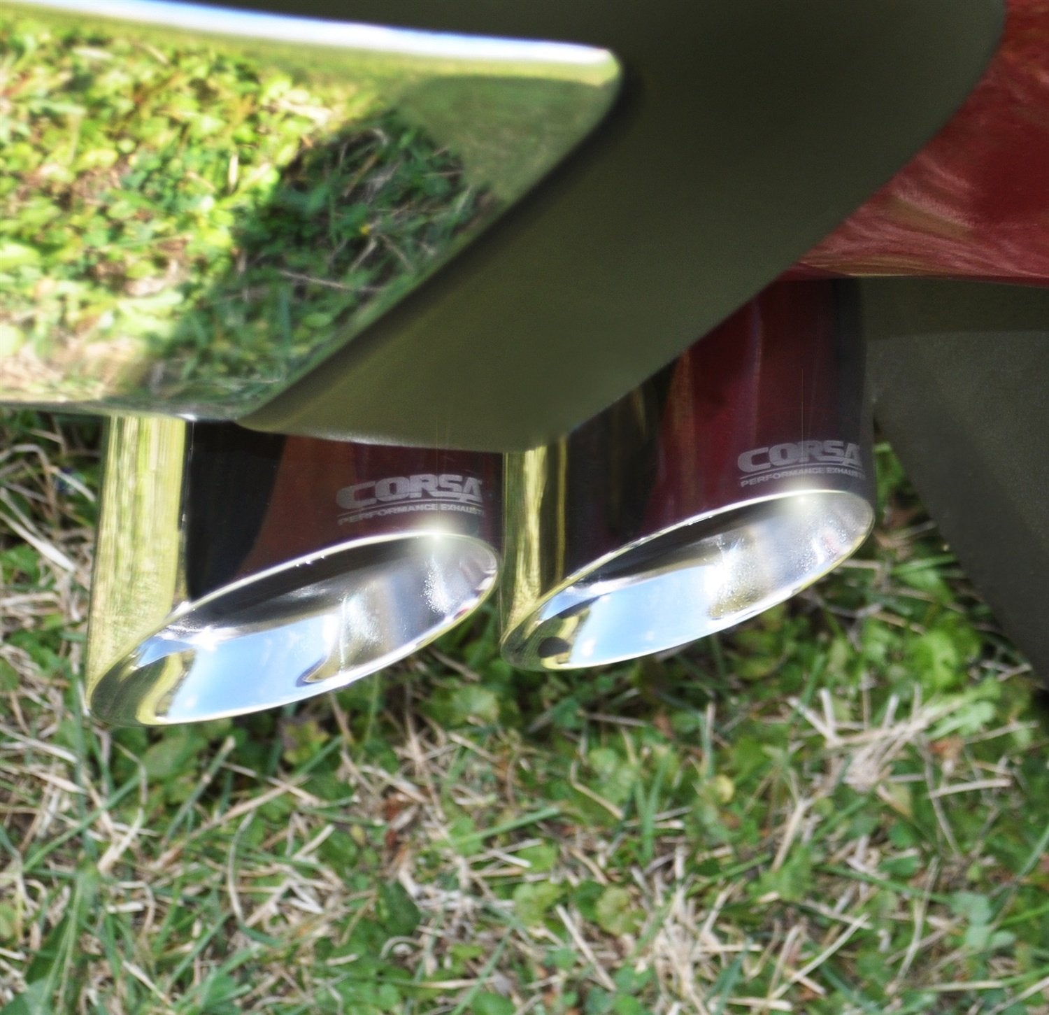 Pro Series CORSA 14893 Split Side Exit Catback Exhaust System with Twin Side Swept 4" Tips