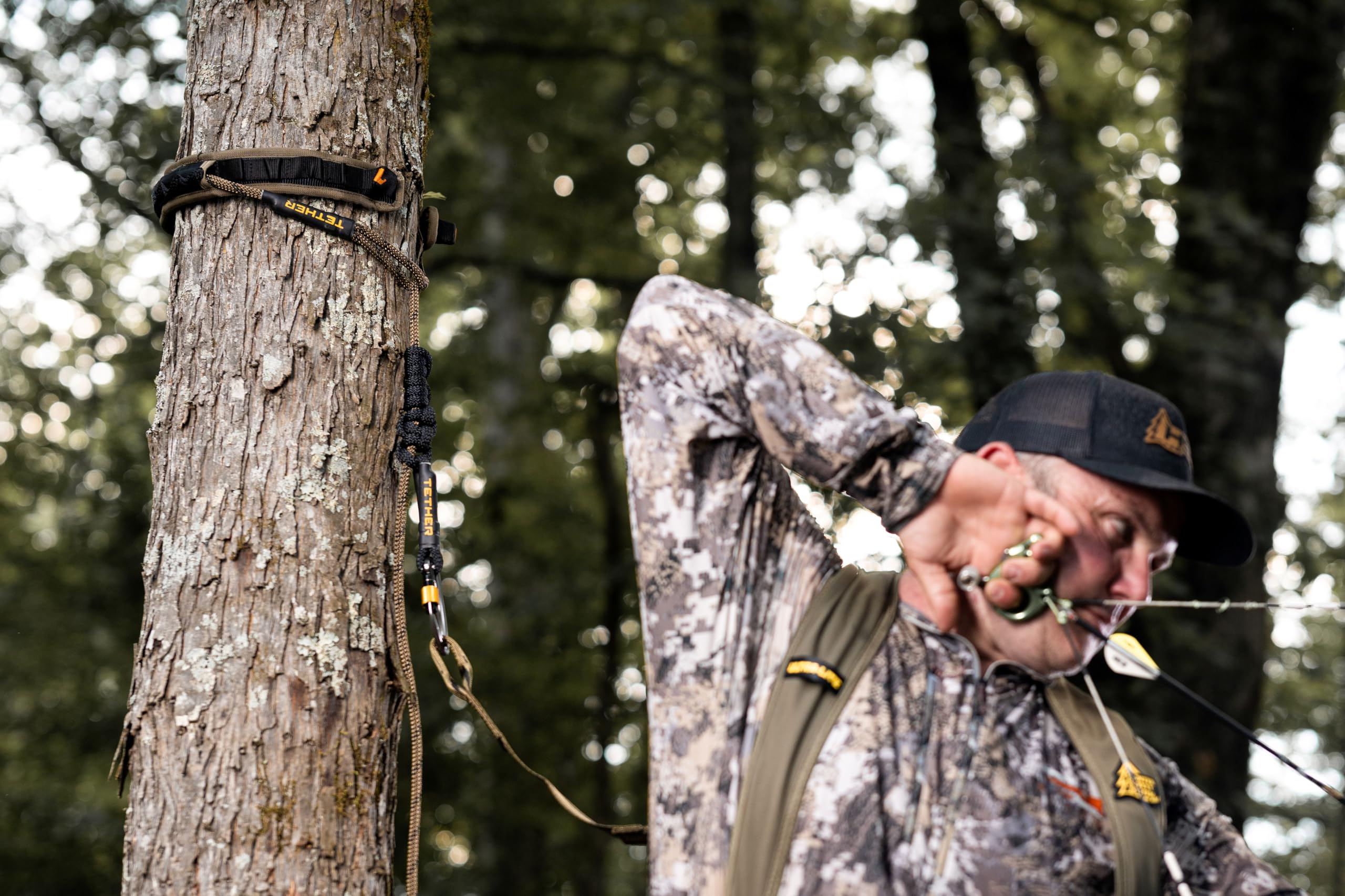 Hunter Safety System Single SlapStrap: Rope Management System for Saddle Hunting and Tree Stand Safety – Secure Lineman’s and Tether Rope with MOLLE Loops, Gear Storage & Included Pouch