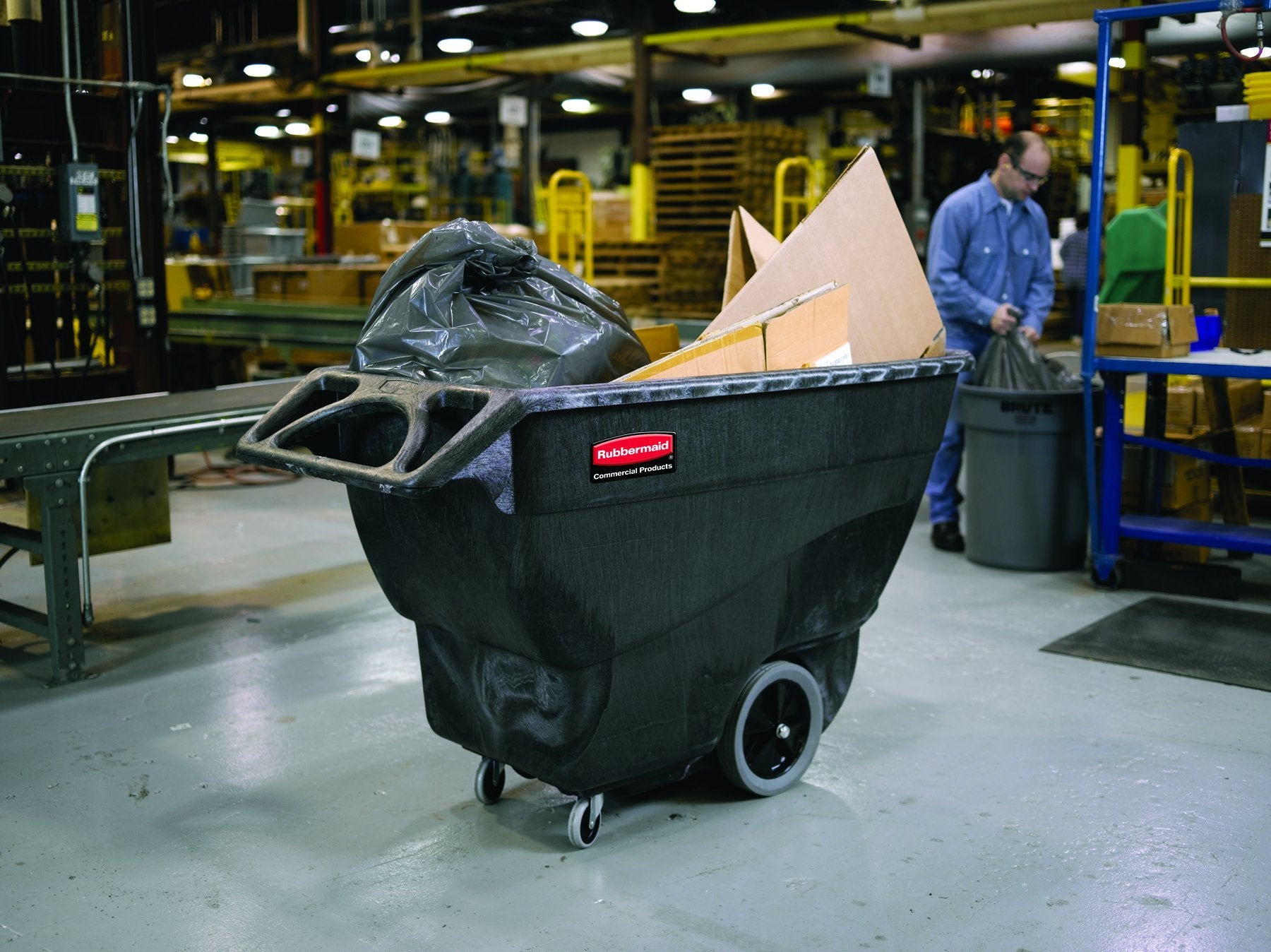 Rubbermaid Tilt Dump Truck Commercial Products, 1 Cubic Yard, 2100 lb Capacity, Black, Heavy Load Capacity with Wheels, Trash Recycling Cart for Office/Warehouse/Facility Management