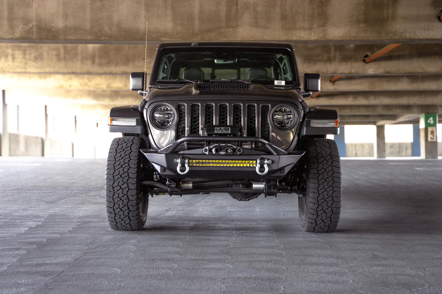 Stubby FS-1 Series Front Bumper for the 2007-2025 Jeep Wrangler JK/JL & Gladiator JT | High Clearance Stubby Winch Bumper | Tubular Bull Bar | Retains OEM Sensors | Fully Bolt-On | DV8 Offroad