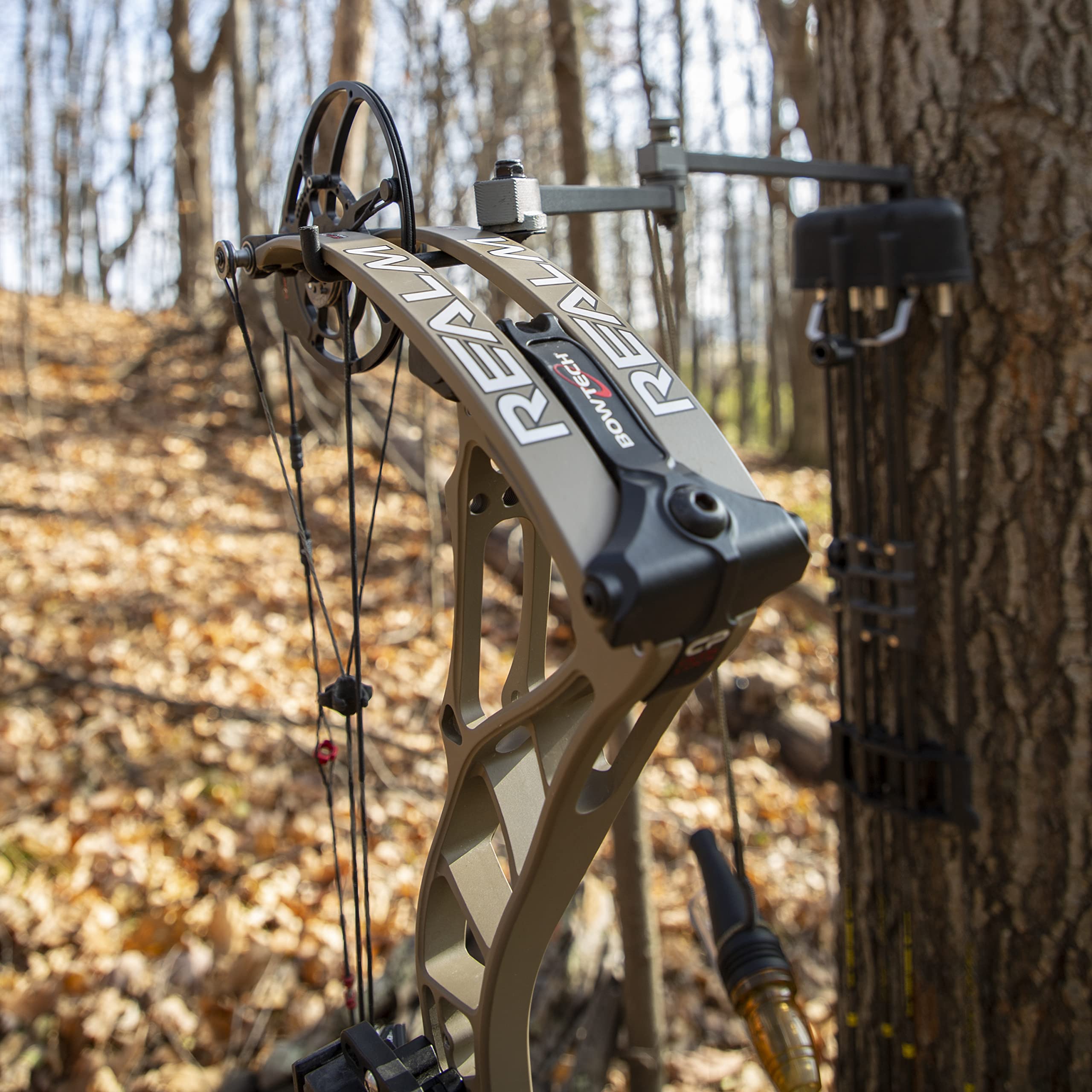 Bow Hanger Rivers Edge®, Hunting Gear Hang, Locking Cam, Extends 24", Compact, Supports Up to 15 lb., RE792