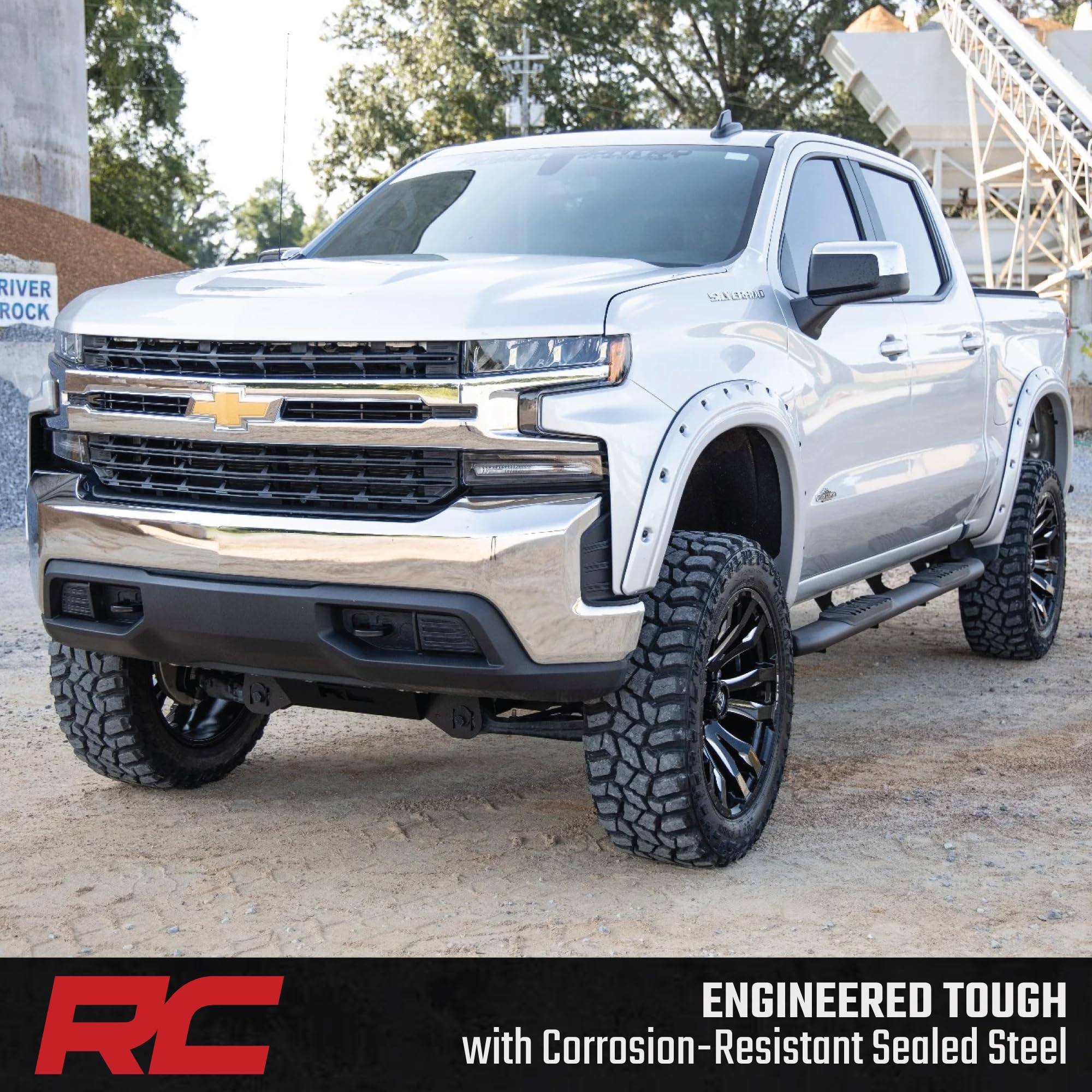Rough Country Nerf Steps Oval for Chevy Silverado & GMC Sierra 1500/2500HD/3500HD Crew Cab (2019-2026) - OEM Style Rails with Built-in Side Steps