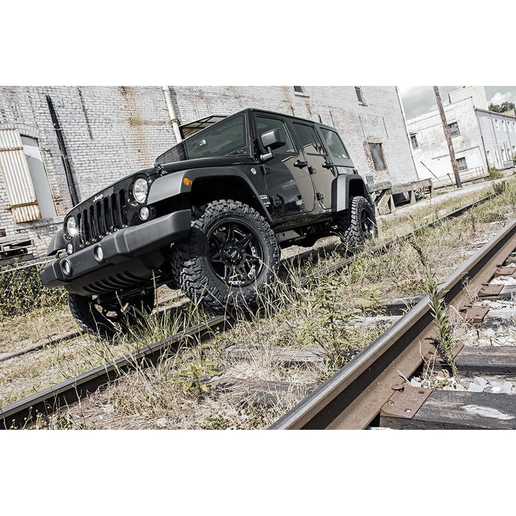 2.5" Lift Kit Rough Country for 2007-2018 Jeep Wrangler JK Unlimited - 67940
