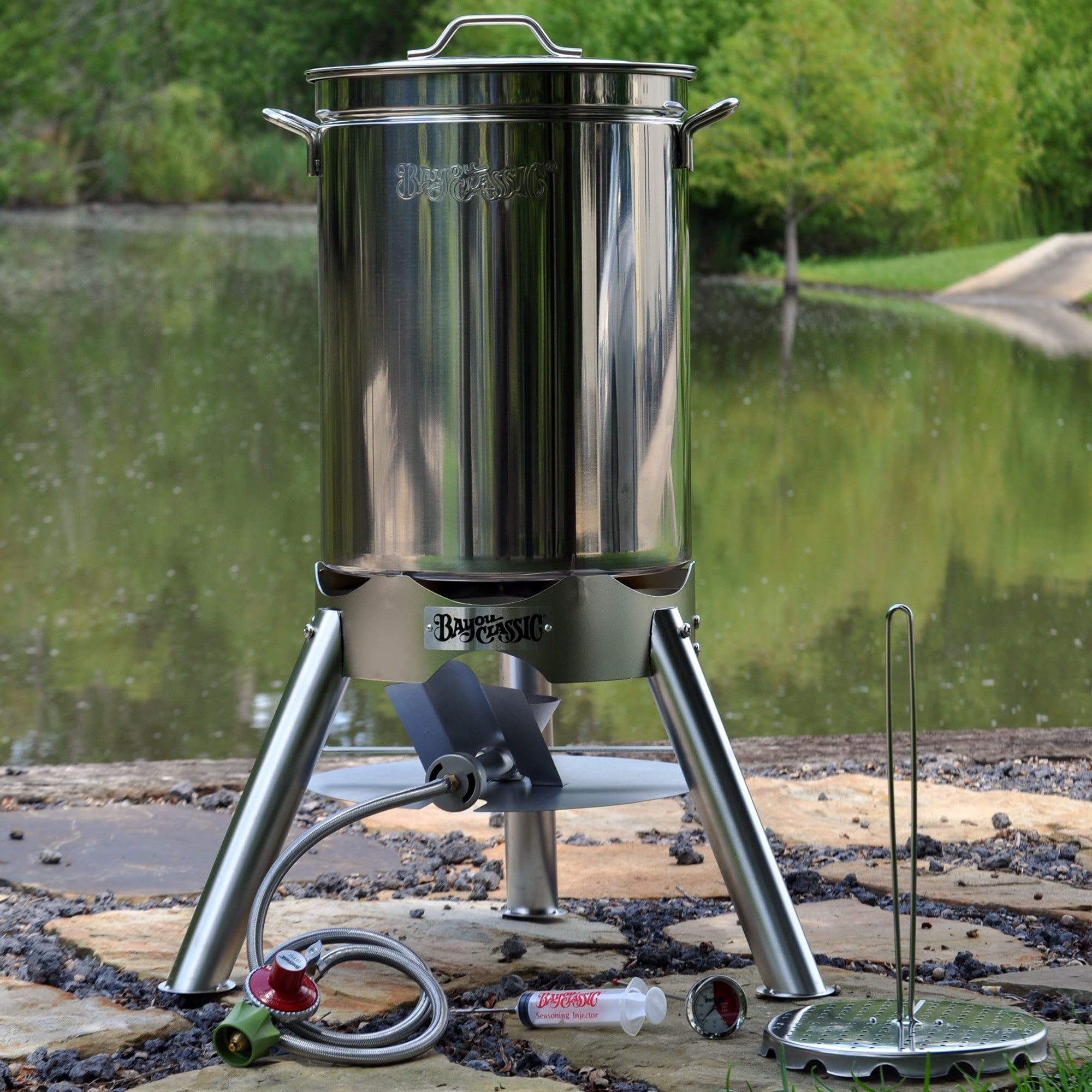Bayou Classic 44-qt Turkey Fryer Kit 200-440 Features w/Lid Poultry Rack & Lift Hook 14-in Tall Stainless Cooker Frame w/ 4-in Cast Aluminum Burner