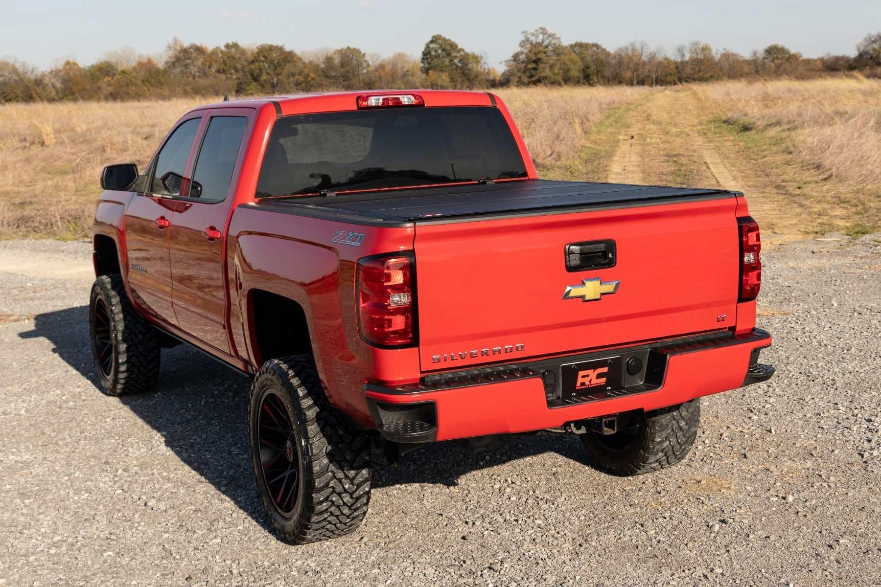 Rough Country Hard Tri-Fold Tonneau Cover for Chevy Silverado & GMC 1500/2500HD/3500HD (2014-2019) - Aluminum Flip-Up Bed Cover, Fits 6'7 (78.8-78.9") Bed w/Rail Caps