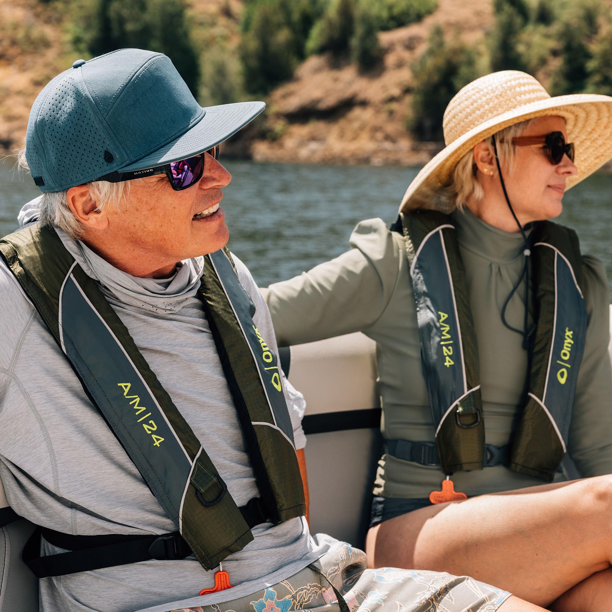 Onyx A/M-24 Inflatable Automatic/Manual Life Jacket, U.S. Coast Guard Approved, Low Profile, Compact Design, Manual Convertible Inflation Option