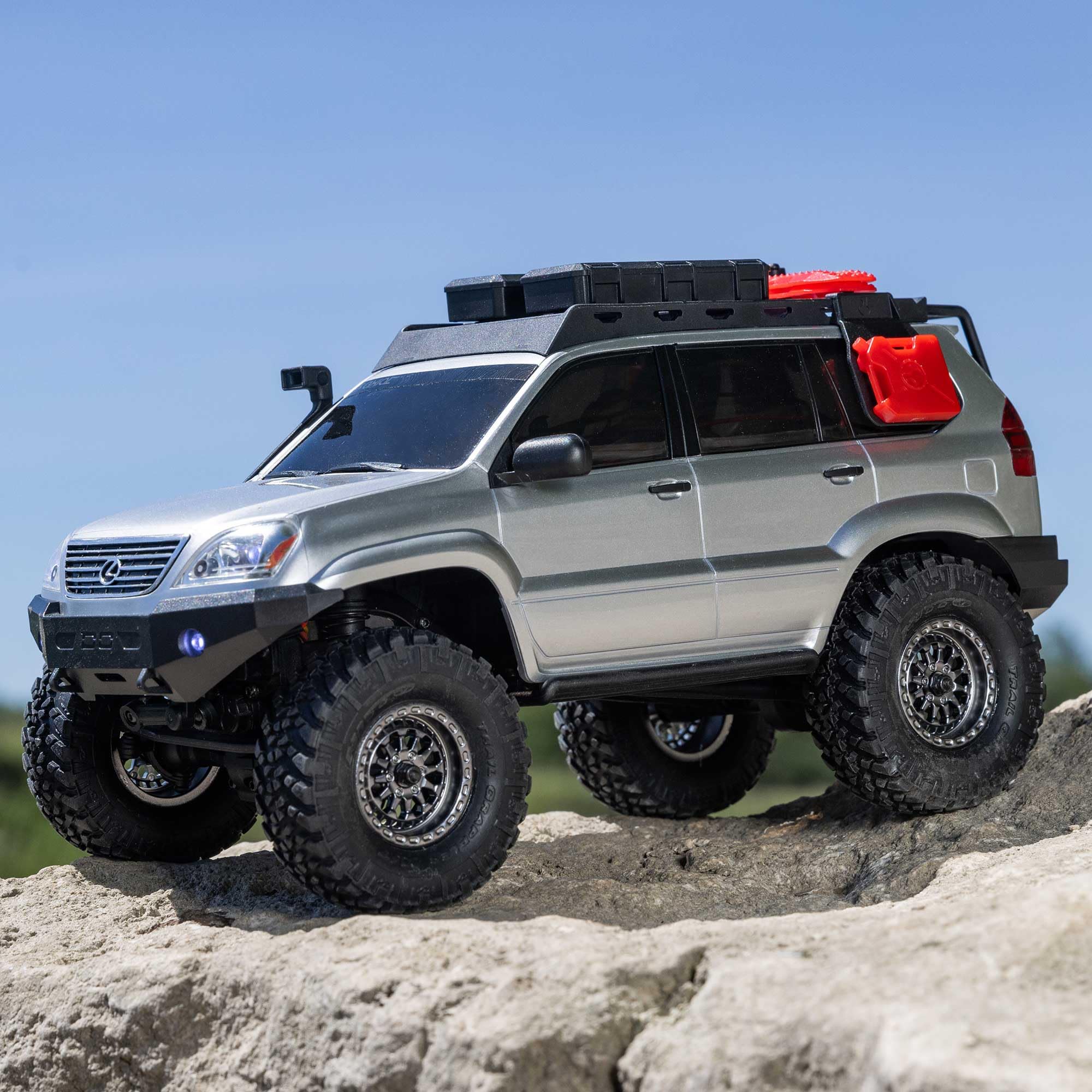 Axial SCX24 RC Truck Lexus GX470: 1/24 4WD RTR (Everything Needed to Run is Included), Silver, AXI-1532T2