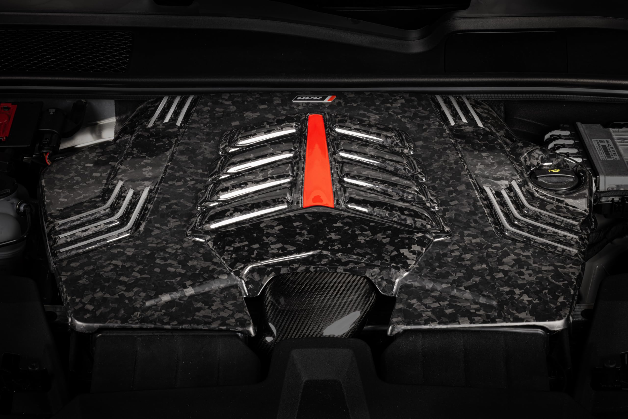 Forged Carbon Fiber Engine Cover APR 2.9T/3.0T/4.0T (4M) SUV