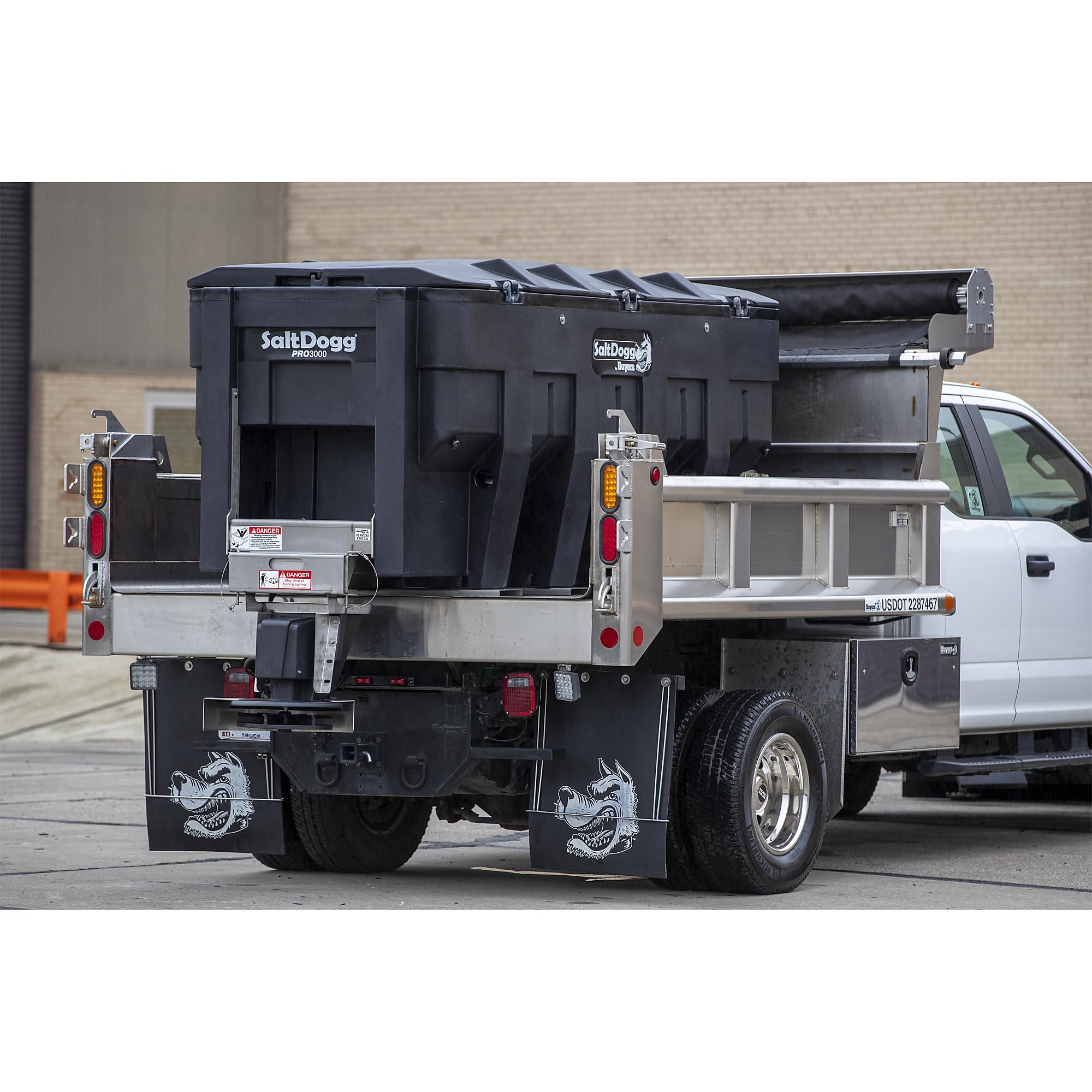 Buyers Products PRO3000CH SALTDOGG Electric Poly Hopper Spreader with Conveyor Chain