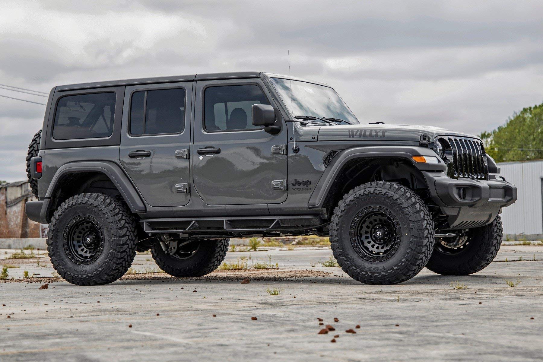 3.5" Rough Country Lift Kit w/N3 Shocks for Jeep Wrangler JL Unlimited (2020-2023) EcoDiesel 4-Door - Fits up to 35" Tires