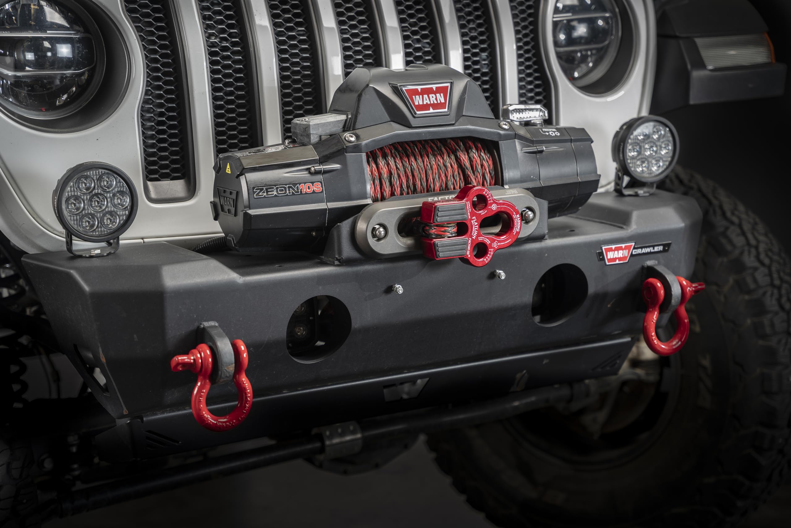 Flatlink Factor 55 Multi-Mount Winch Cable Shackle Mount, Designed for Steel Cables and Synthetic Winch Ropes with Load Capacity: 16,000 lbs - Red
