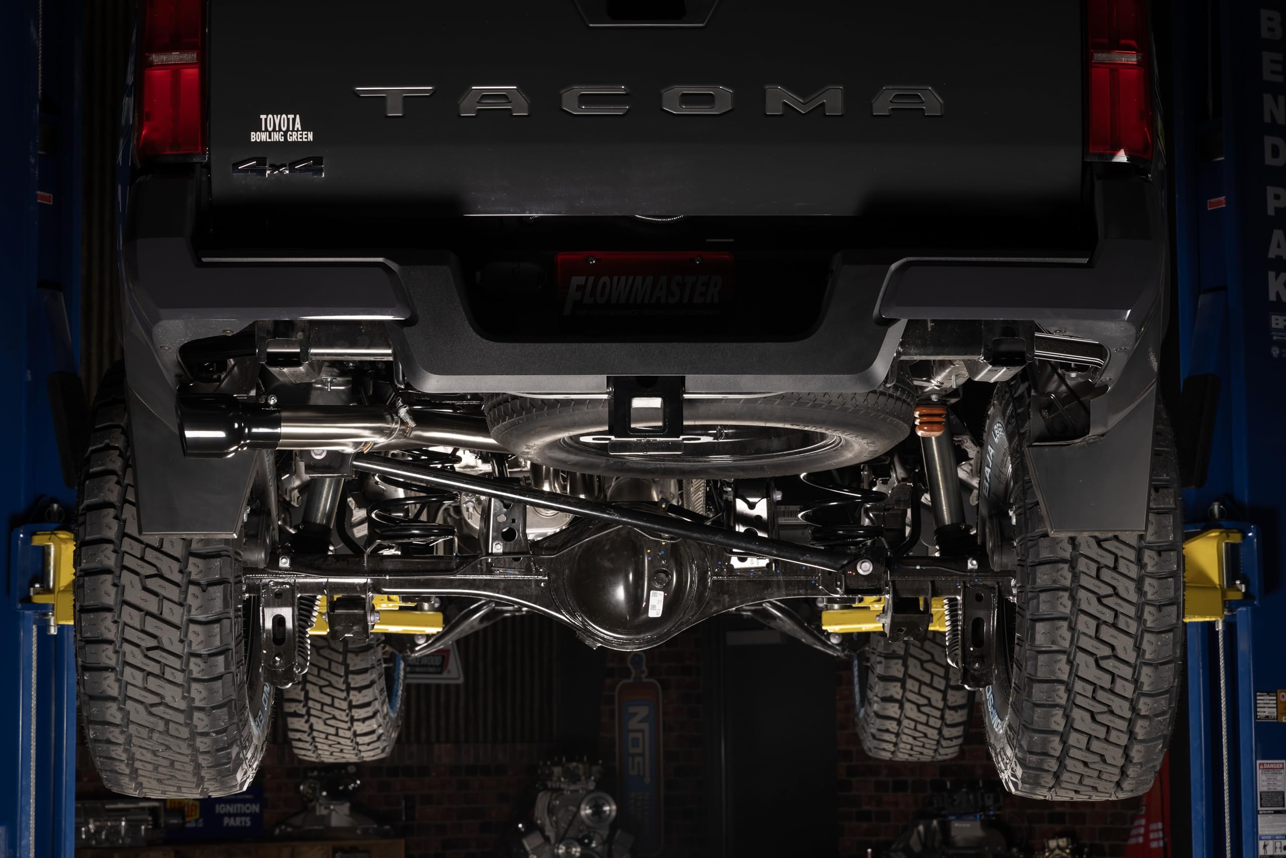 Signature Series Flowmaster 738173 Cat-Back Exhaust System