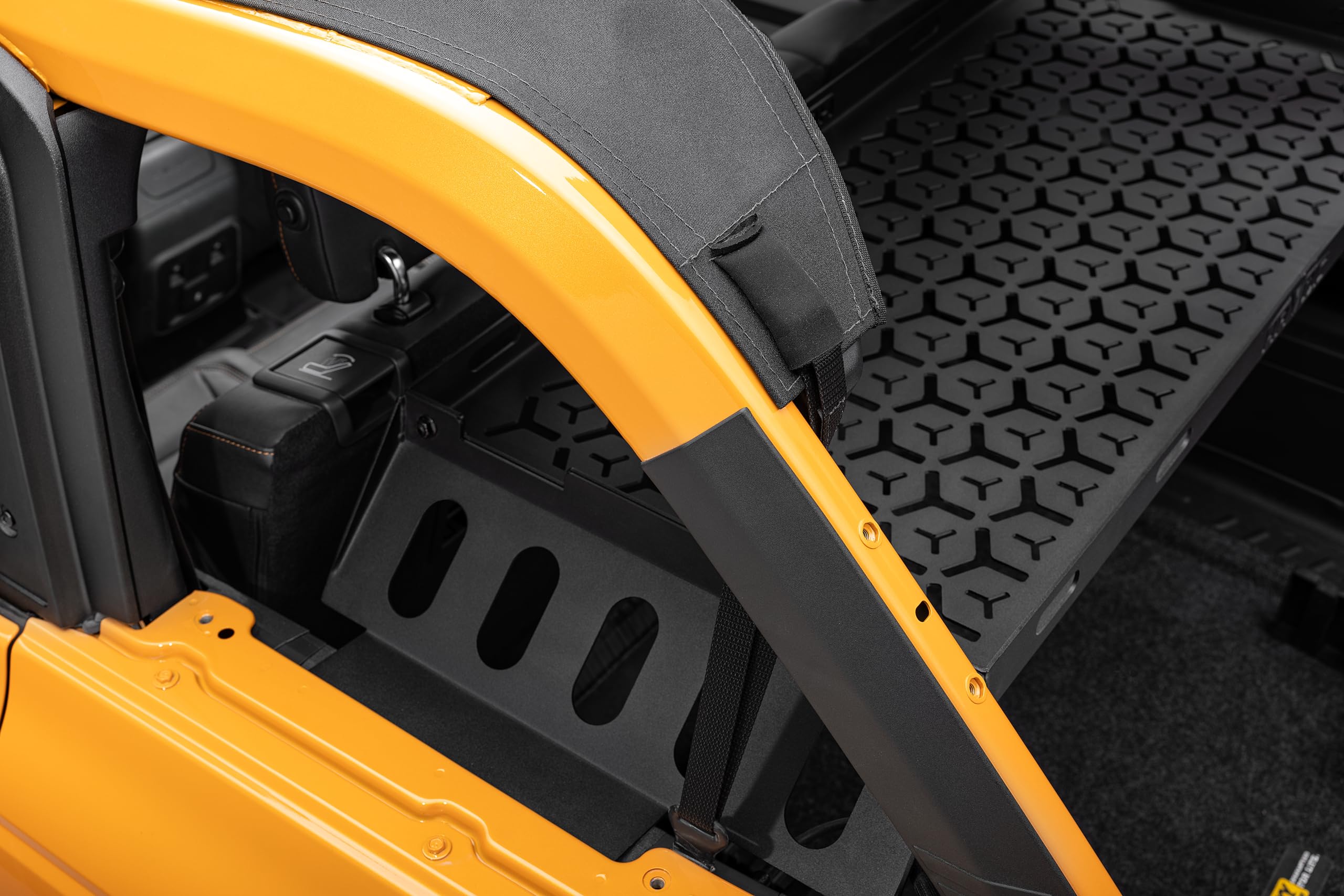 California Brief Top HAVOC OFFROAD for Ford Bronco | Black Diamond, Weather Resistant, Quick Release Buckles | HFB-09-002 | 2021-2024 Ford Bronco 2 & 4-Door