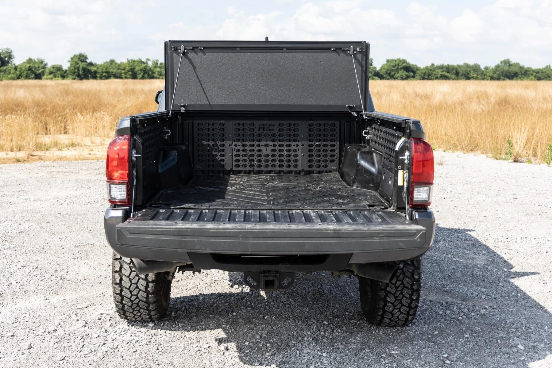 Rough Country Hard Tri-Fold Truck Bed Flip Up Tonneau Cover for Toyota Tacama (2005-2015) - Fits 5' Bed, All-Weather, Flush Aluminum Panels