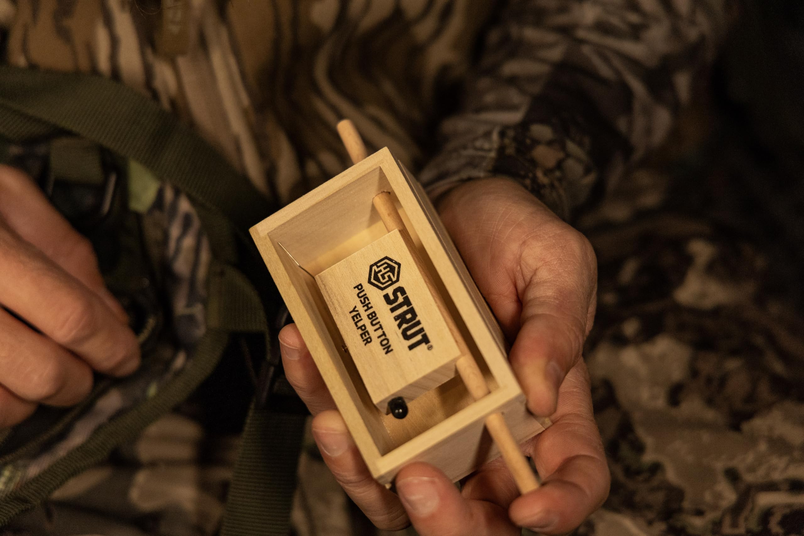 HS Strut HUNTERS SPECIALTIES Push Button Yelper Poplar Walnut Hand Tuned Compact Hunting Realistic Soft Clucks Purrs Tree Talk Wild Turkey Call Brown