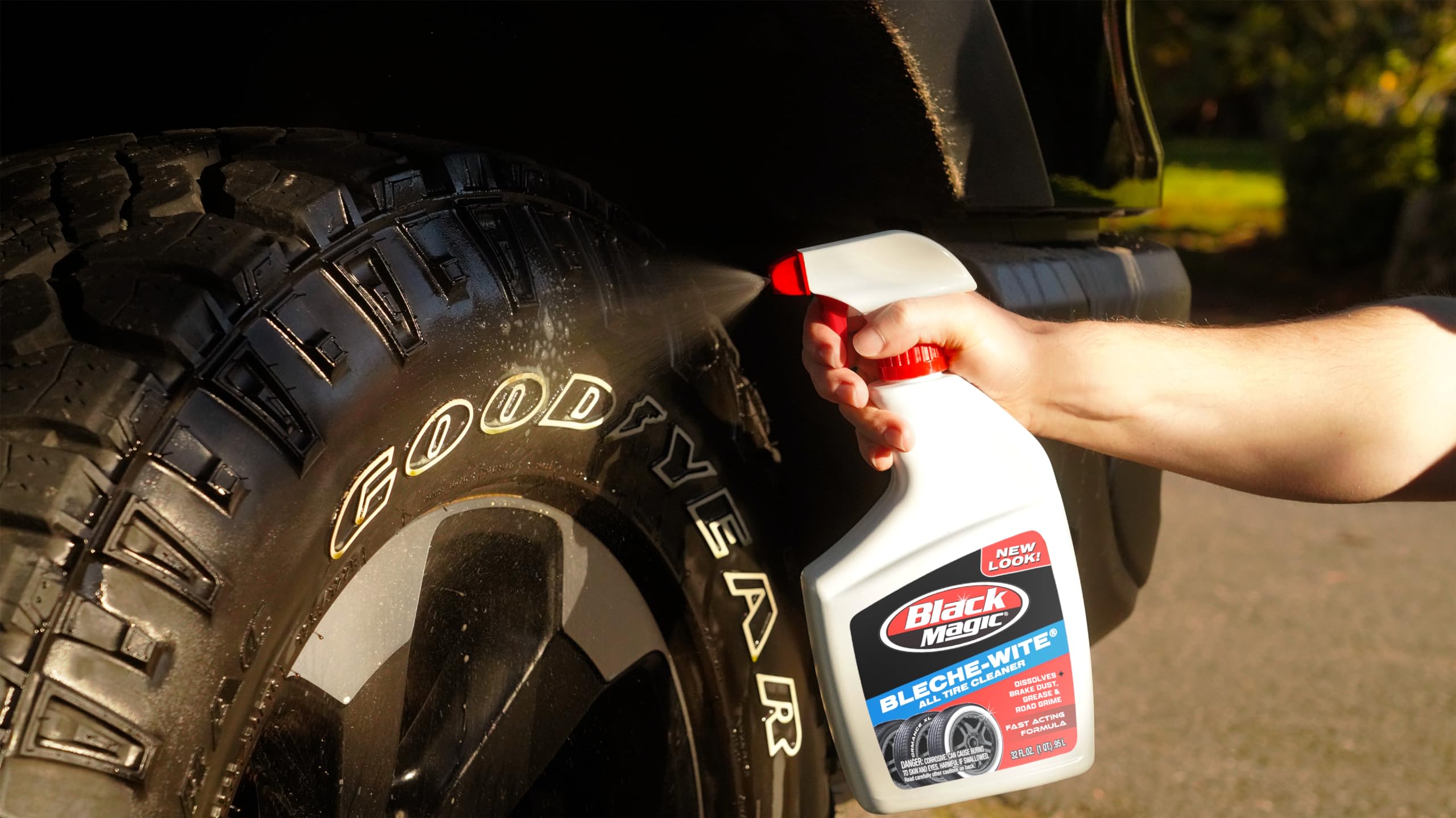 Bleche-Wite Black Magic 800002224 Tire Cleaner Trigger Spray - 32 oz.