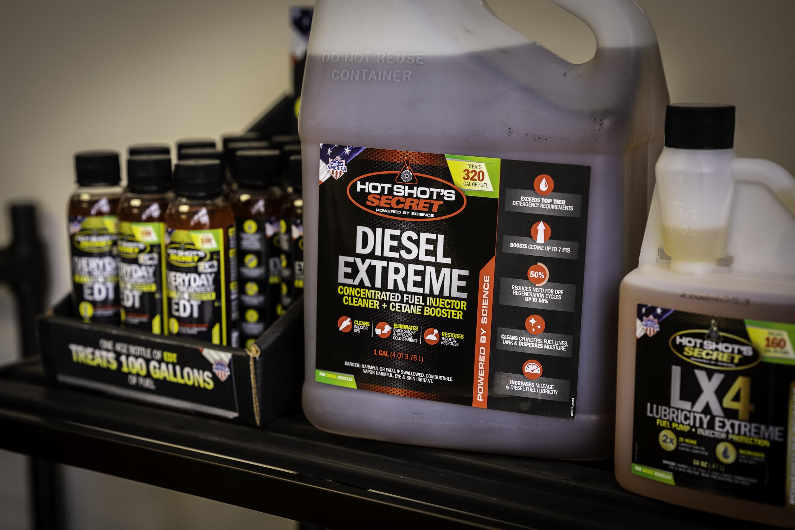 Diesel Extreme Hot Shot's Secret 1 Gallon, Concentrated Fuel System Cleaner, Diesel Fuel Additive, Injector Cleaner - Increases MPG & Restores Engine Performance