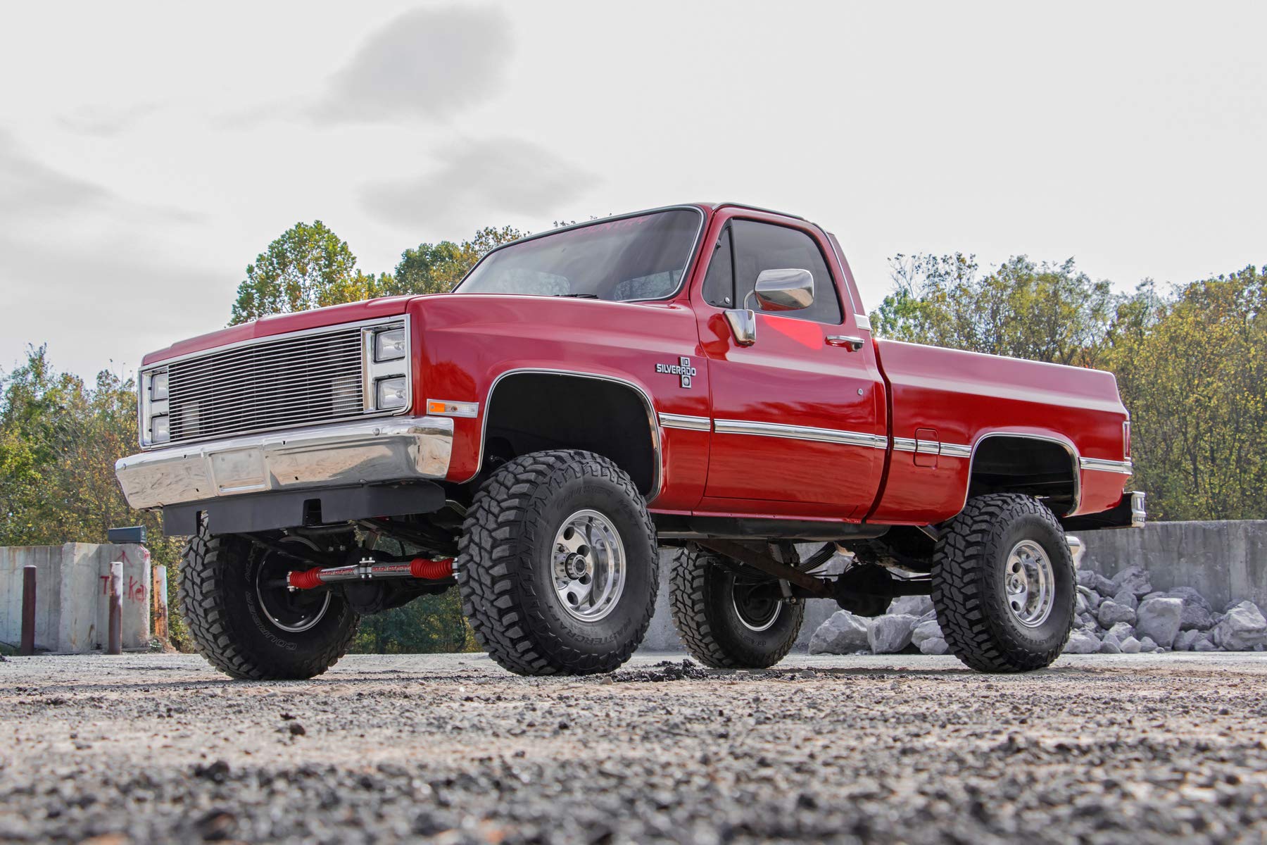 4" Lift Kit Rough Country for 73-76 Chevy C20/K20 | GMC C25/K25-19630