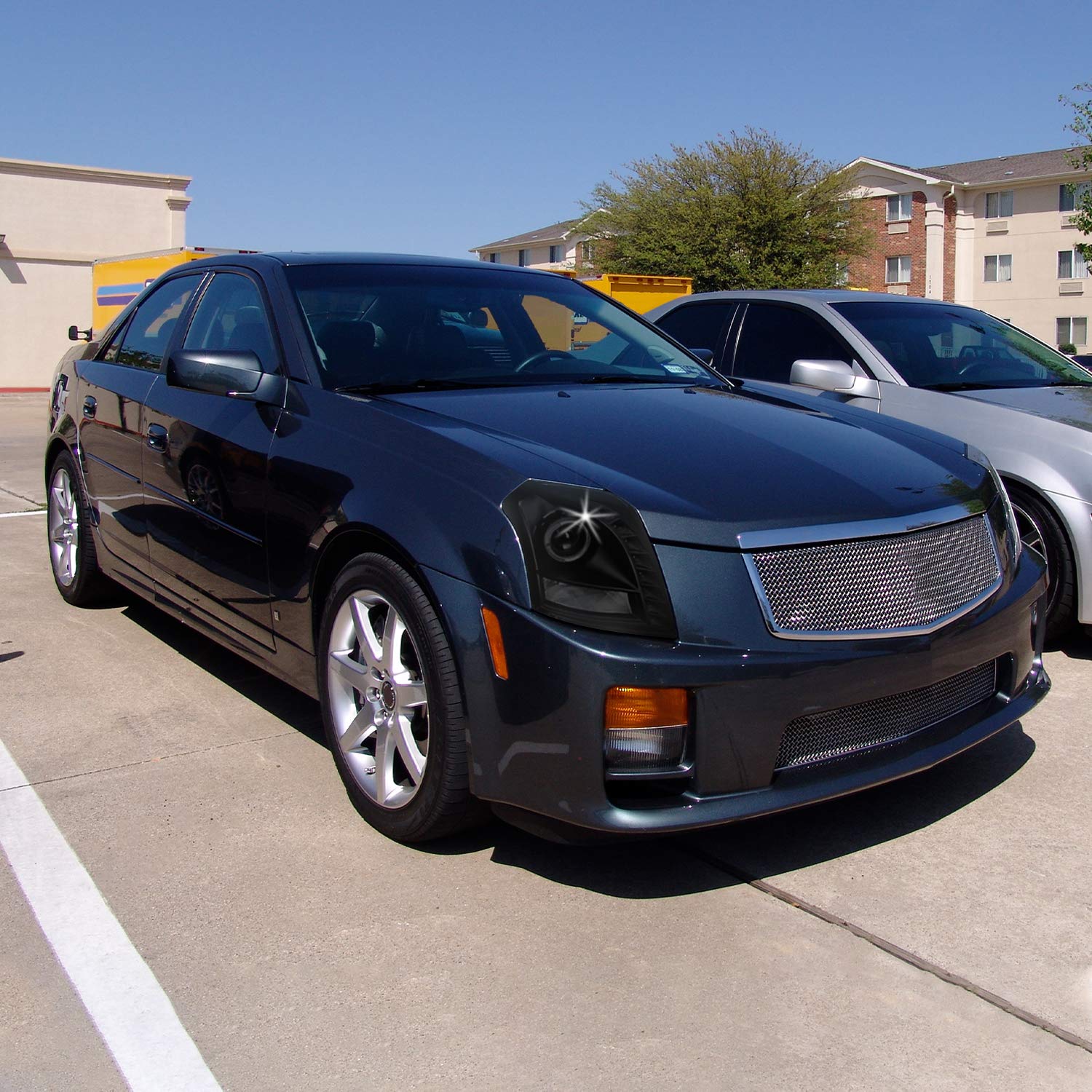 Cadillac CTS 2003-2007 Halo Projector Headlights (Black Housing/Smoked Lens)