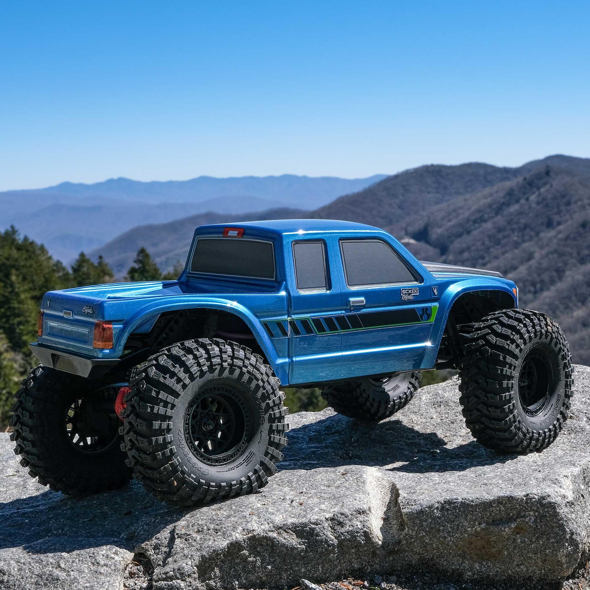 Axial 1/10 RC Truck SCX10 III Coyote 4X4 RTR (Battery and Charger Not Included) Brushed Rock Crawler, Blue, AXI-2036T2