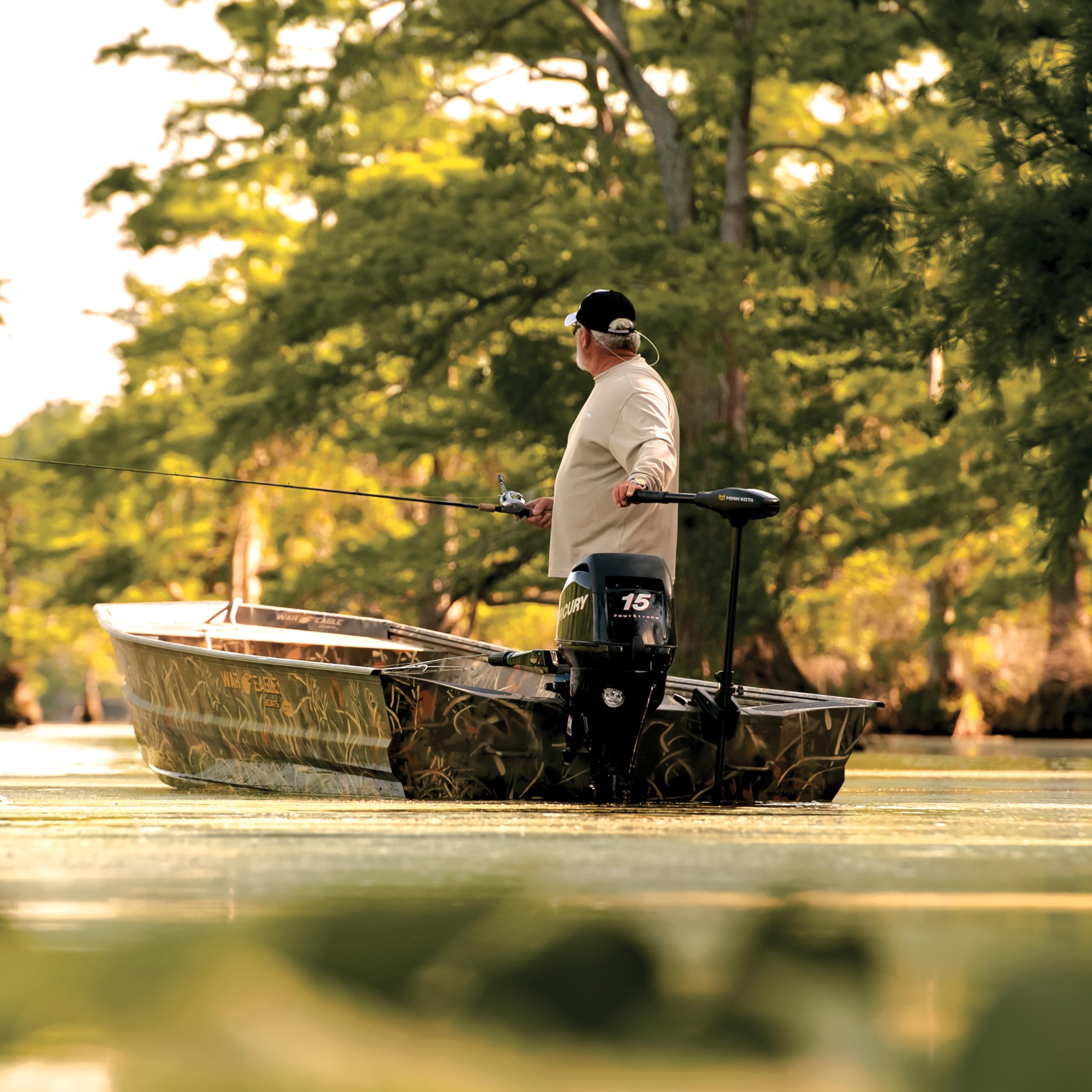 Minn Kota Transom-Mount Endura Max Electric Trolling Motor – 55 Lb. Thrust, 36 in. Shaft, Freshwater