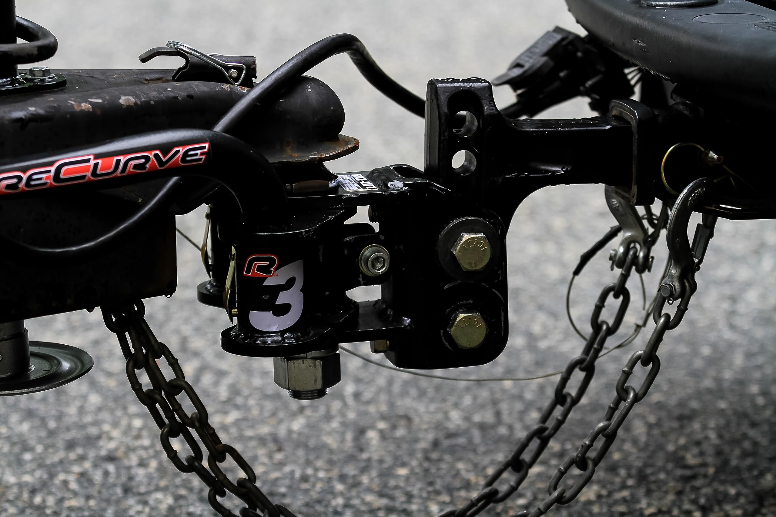 Eaz-Lift Camco ReCurve R3 1000lb Camper/RV Weight Distribution Hitch - Features Adjustable Sway Control & Includes 2-5/16" Hitch Ball w/125000lb Max Rating 1200lb Max Tongue Weight Rating (48752)
